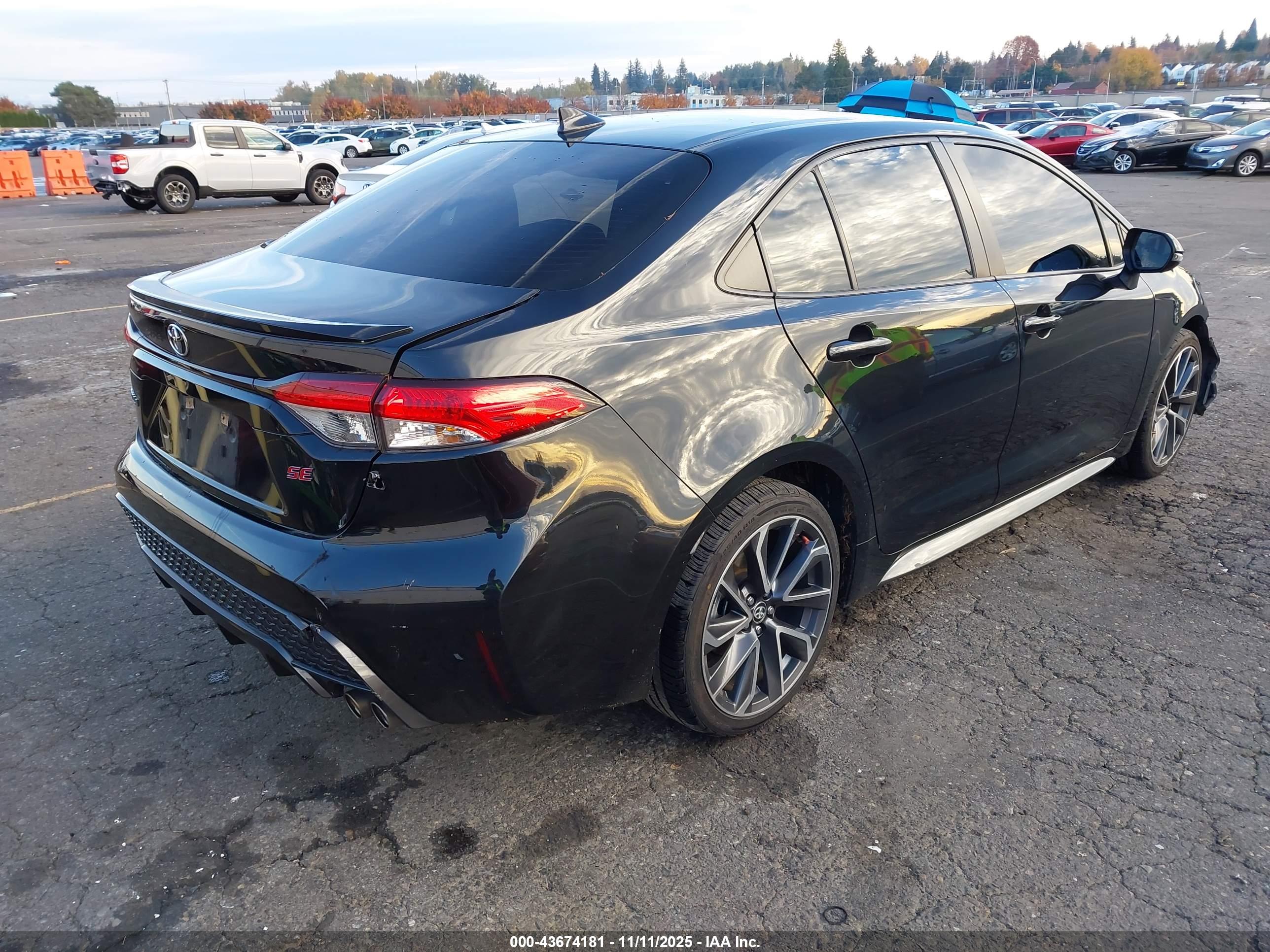 TOYOTA COROLLA image 4