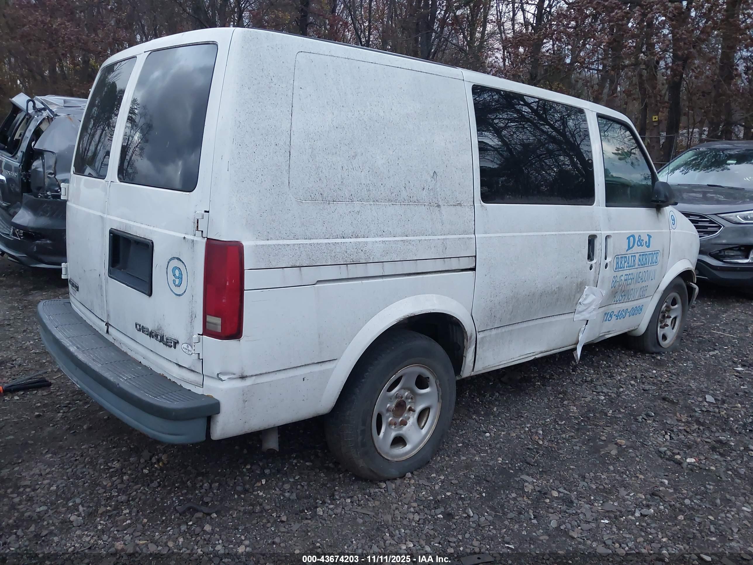 CHEVROLET ASTRO image 4