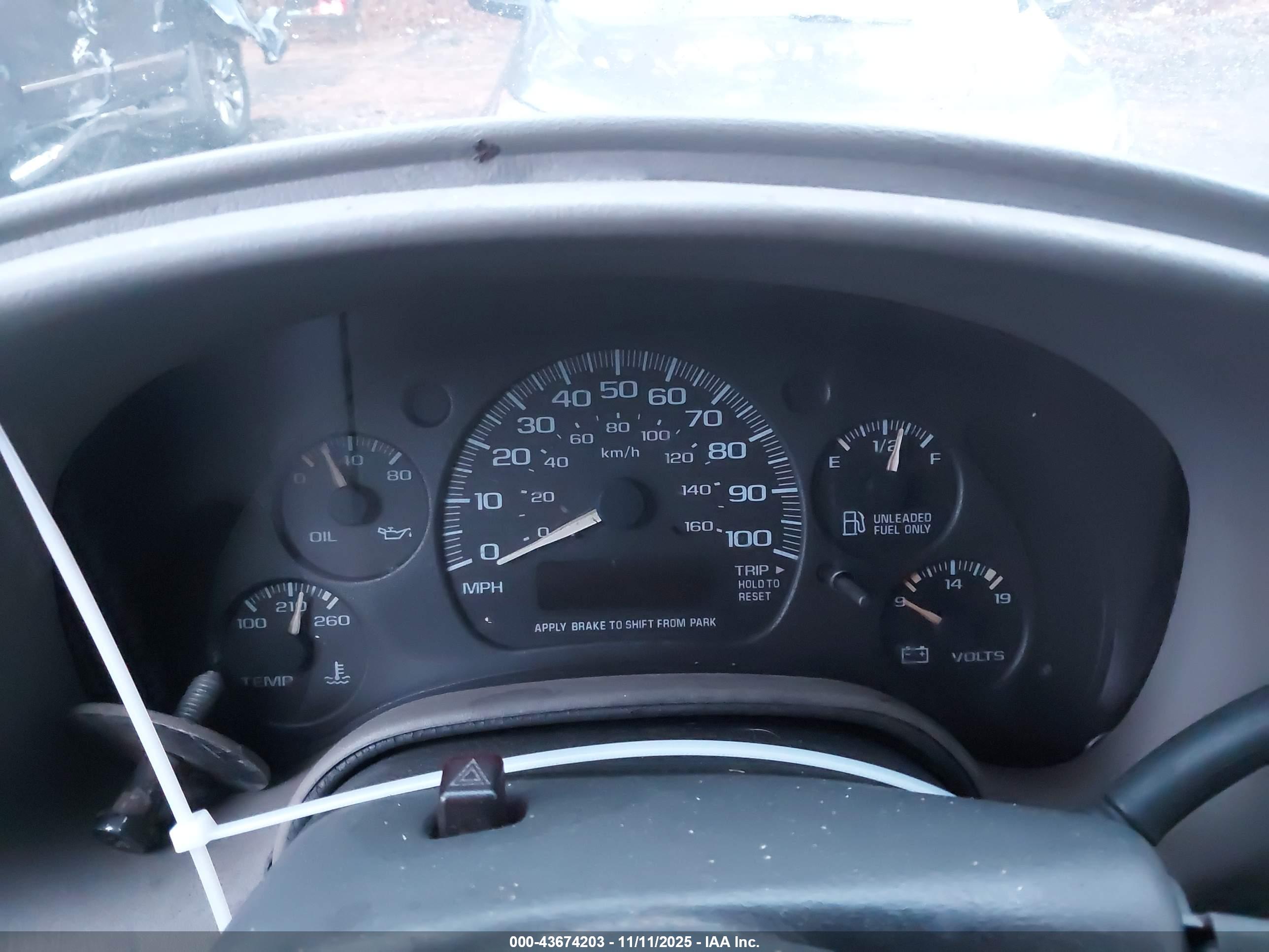 CHEVROLET ASTRO image 7
