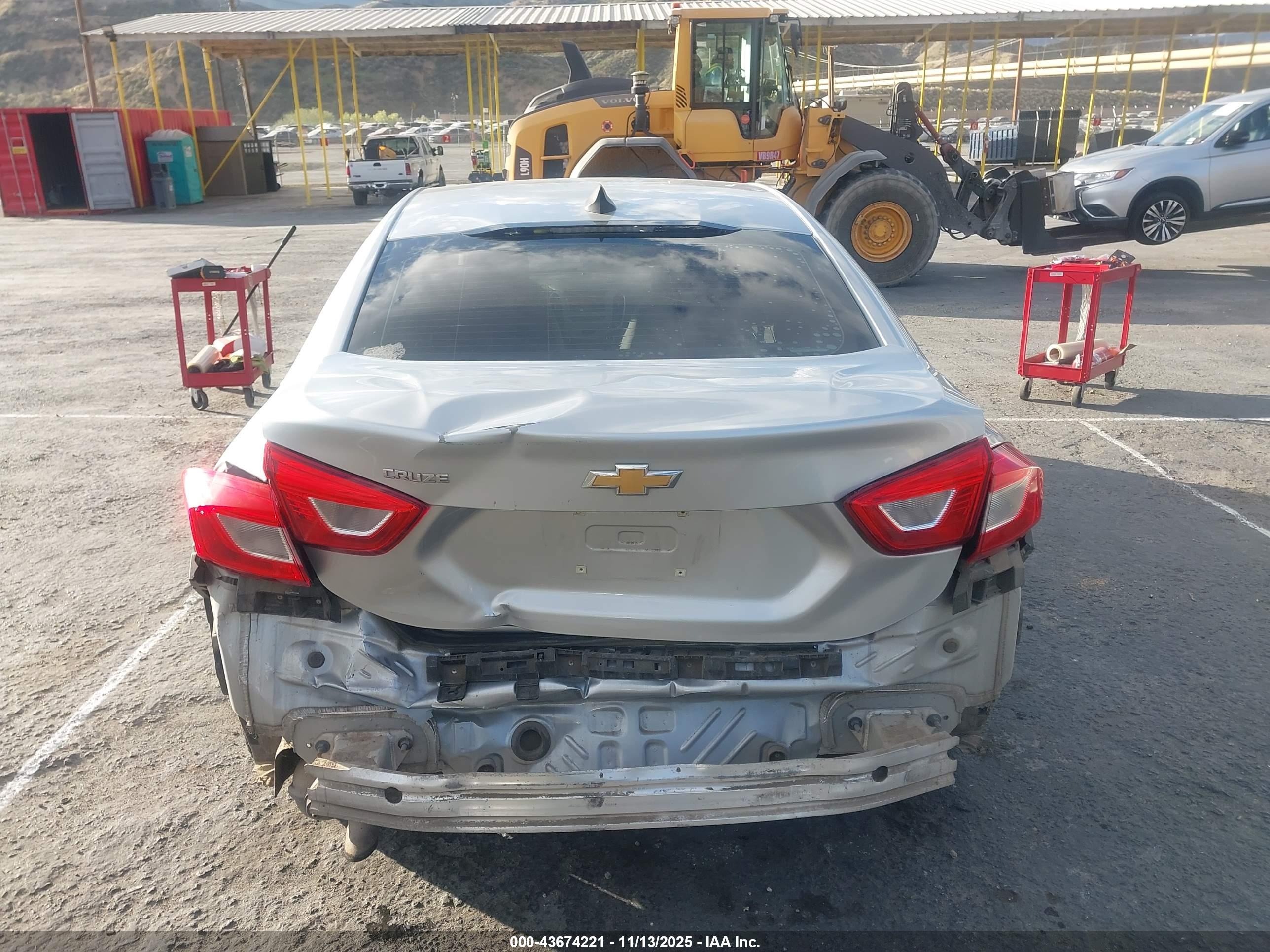 CHEVROLET CRUZE image 6