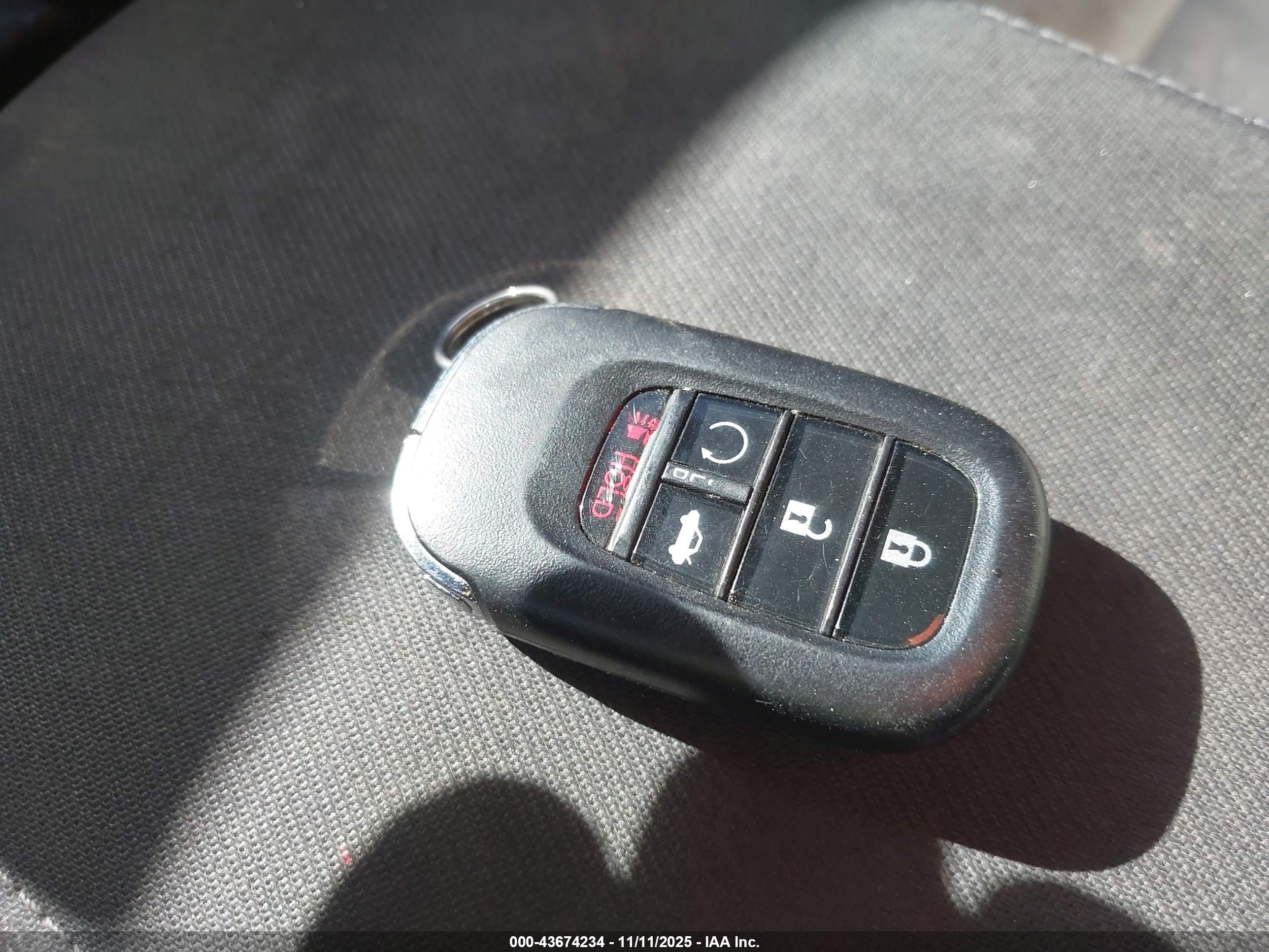 HONDA CIVIC image 11