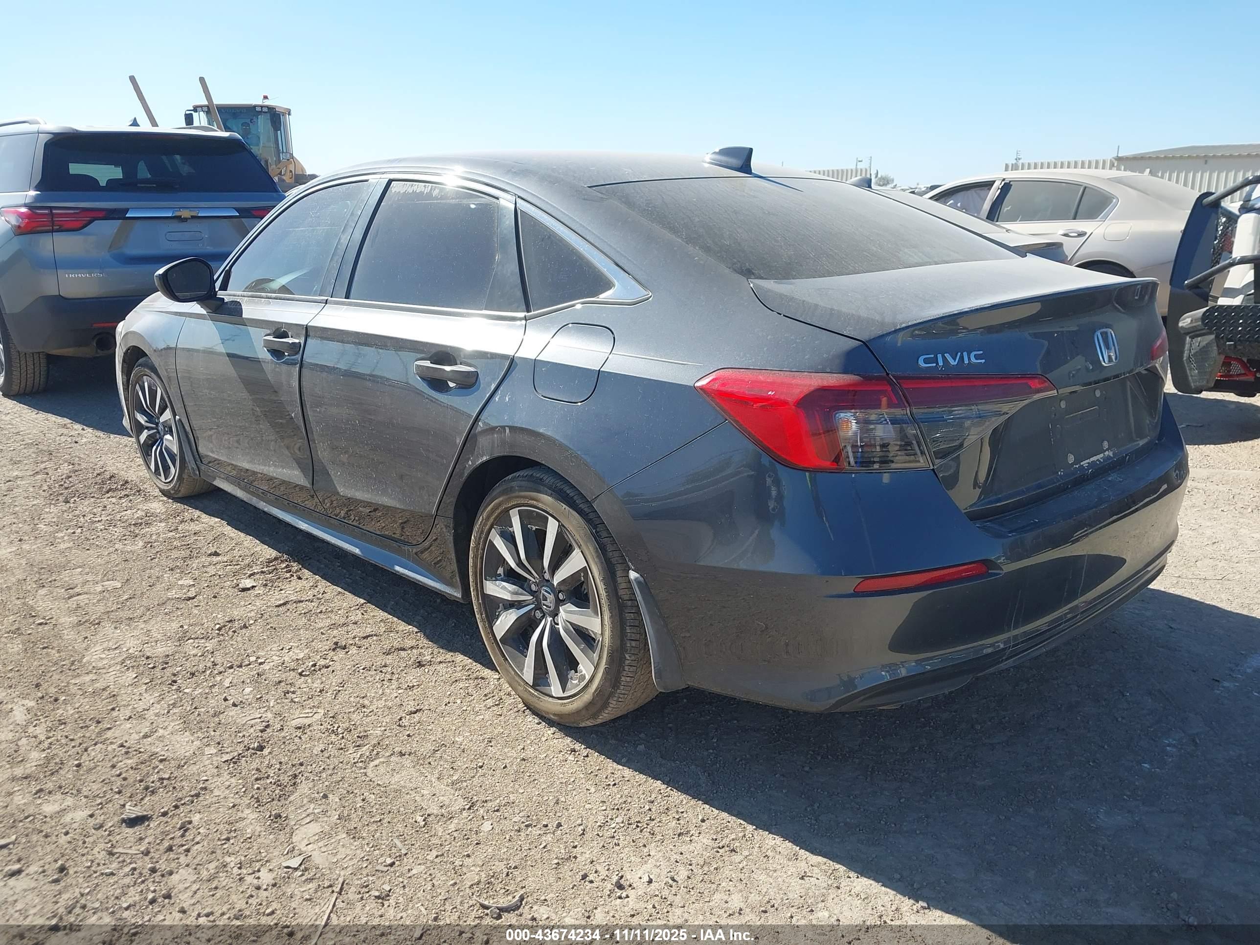 HONDA CIVIC image 3