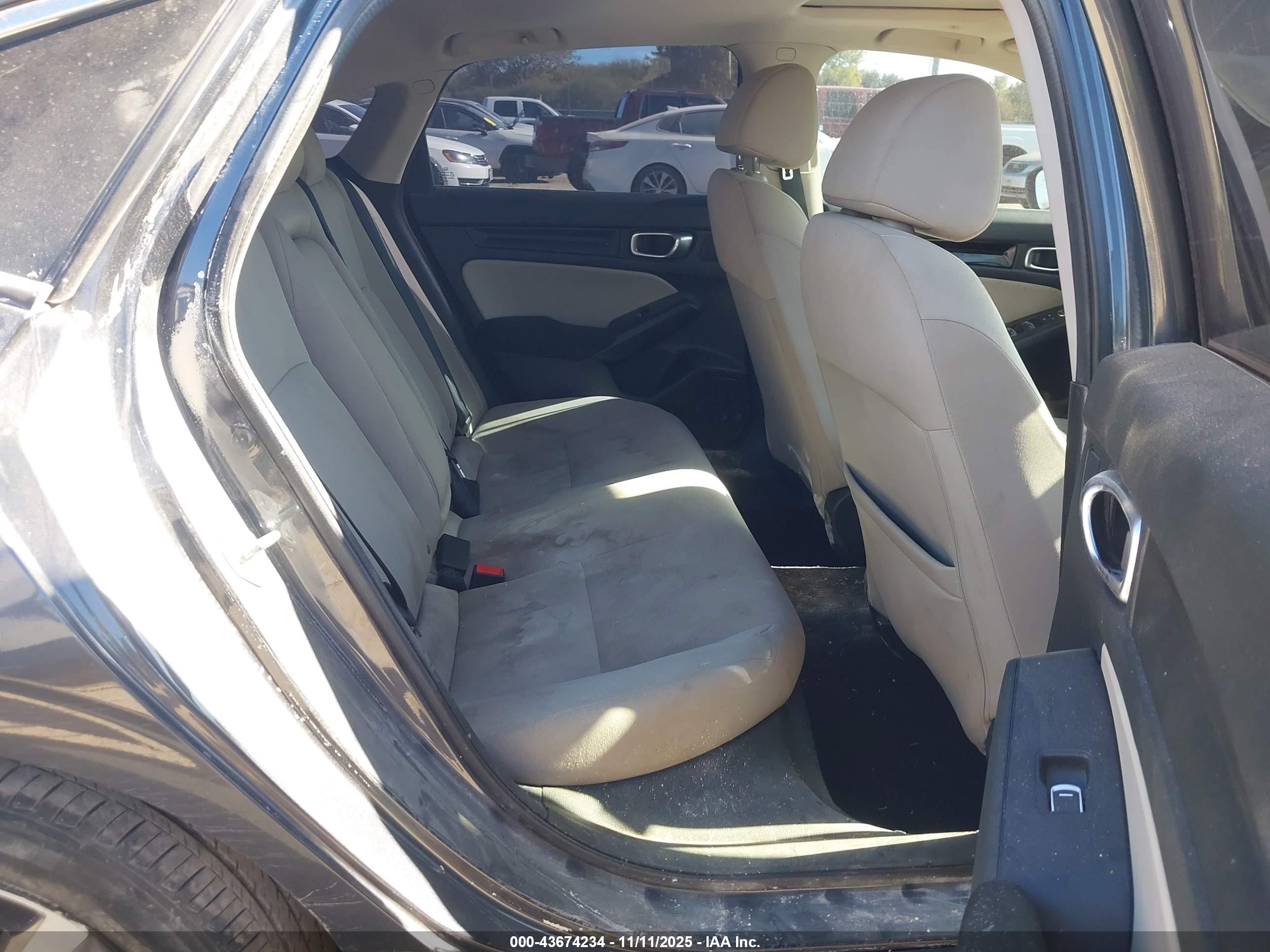 HONDA CIVIC image 8
