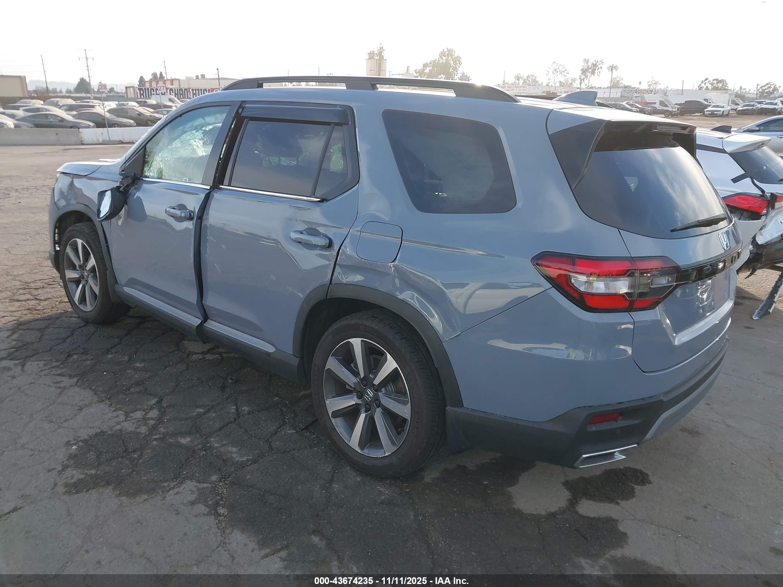 HONDA PILOT image 3