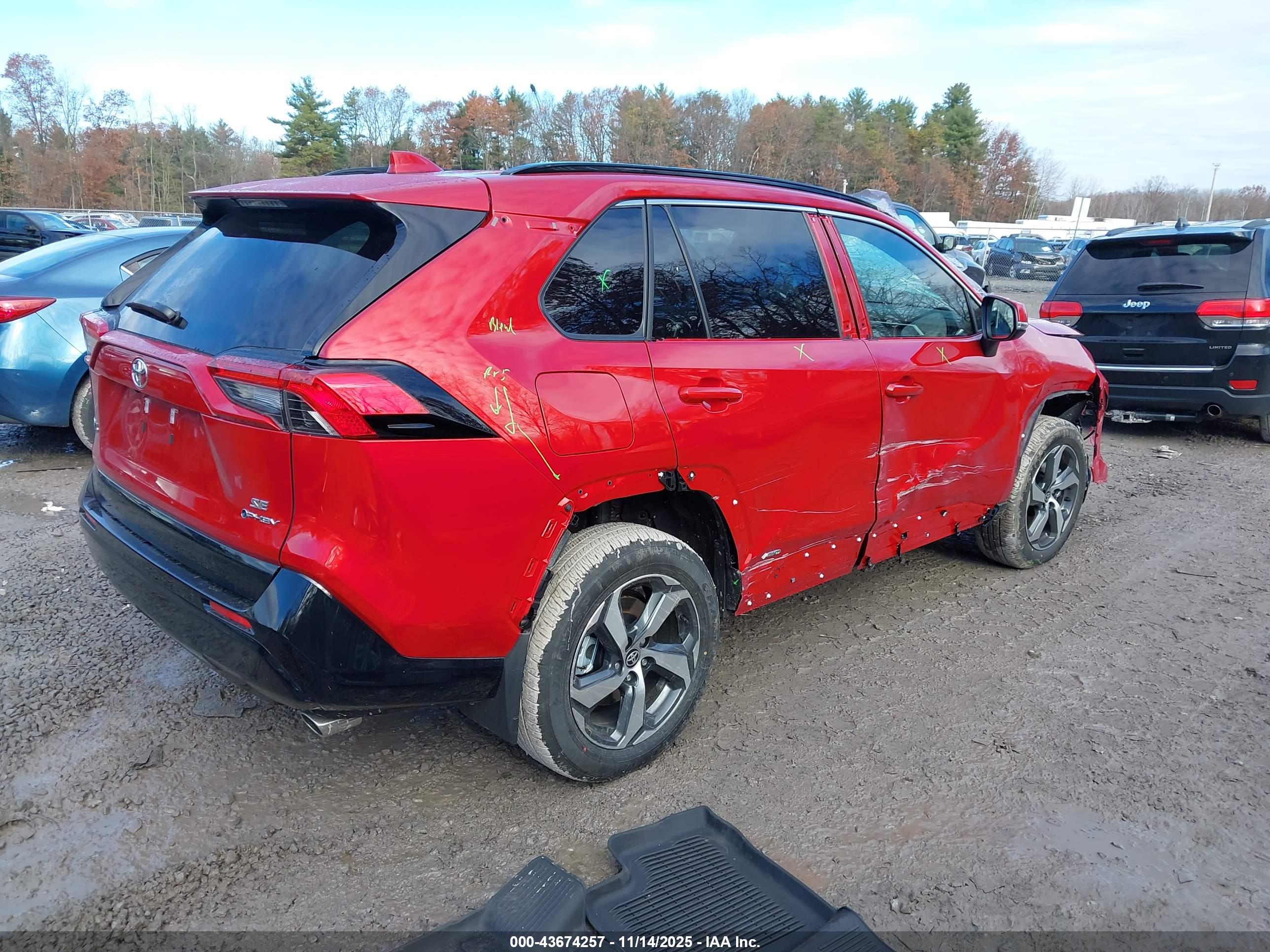 TOYOTA RAV4 image 4