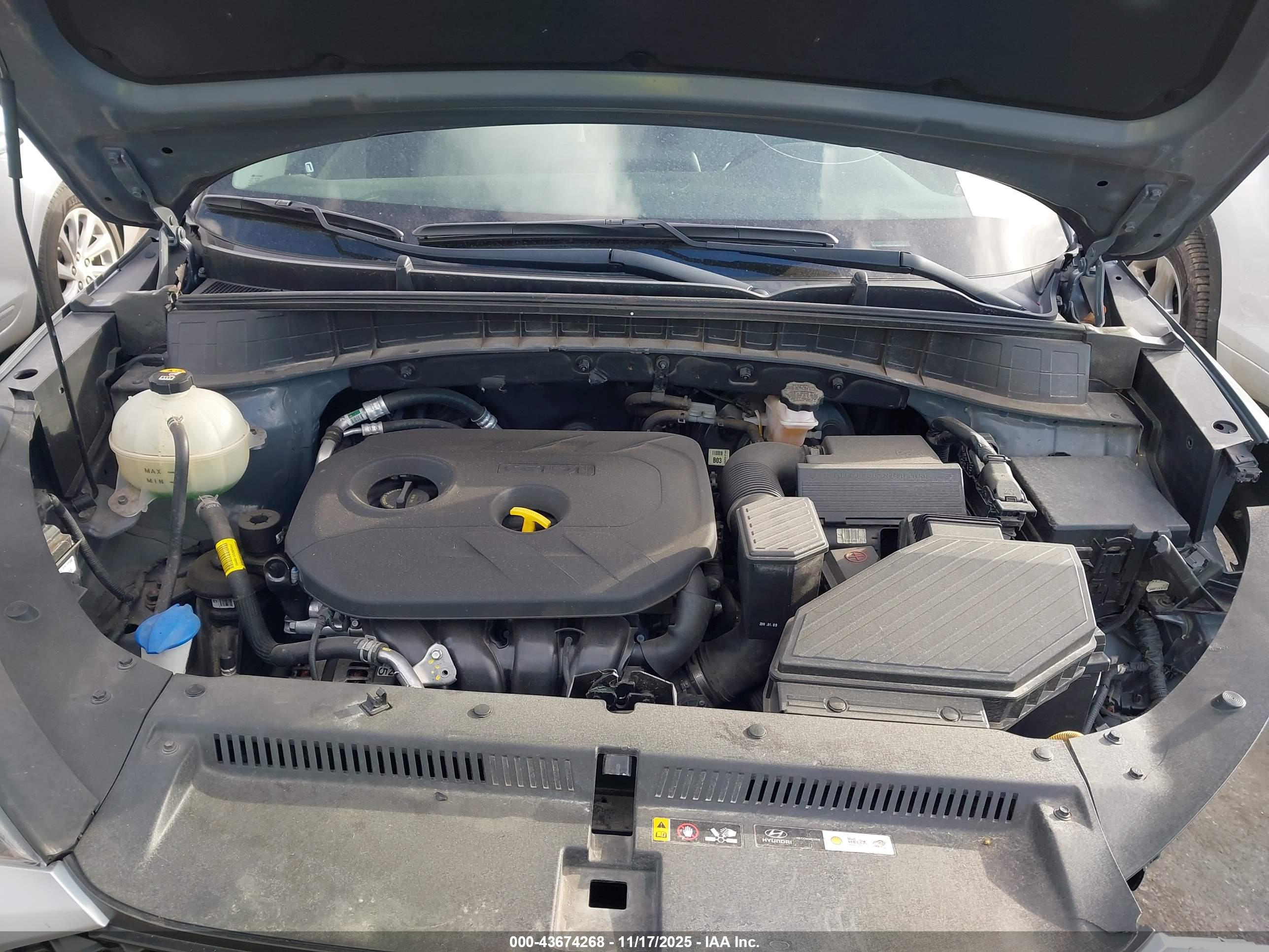HYUNDAI TUCSON image 10