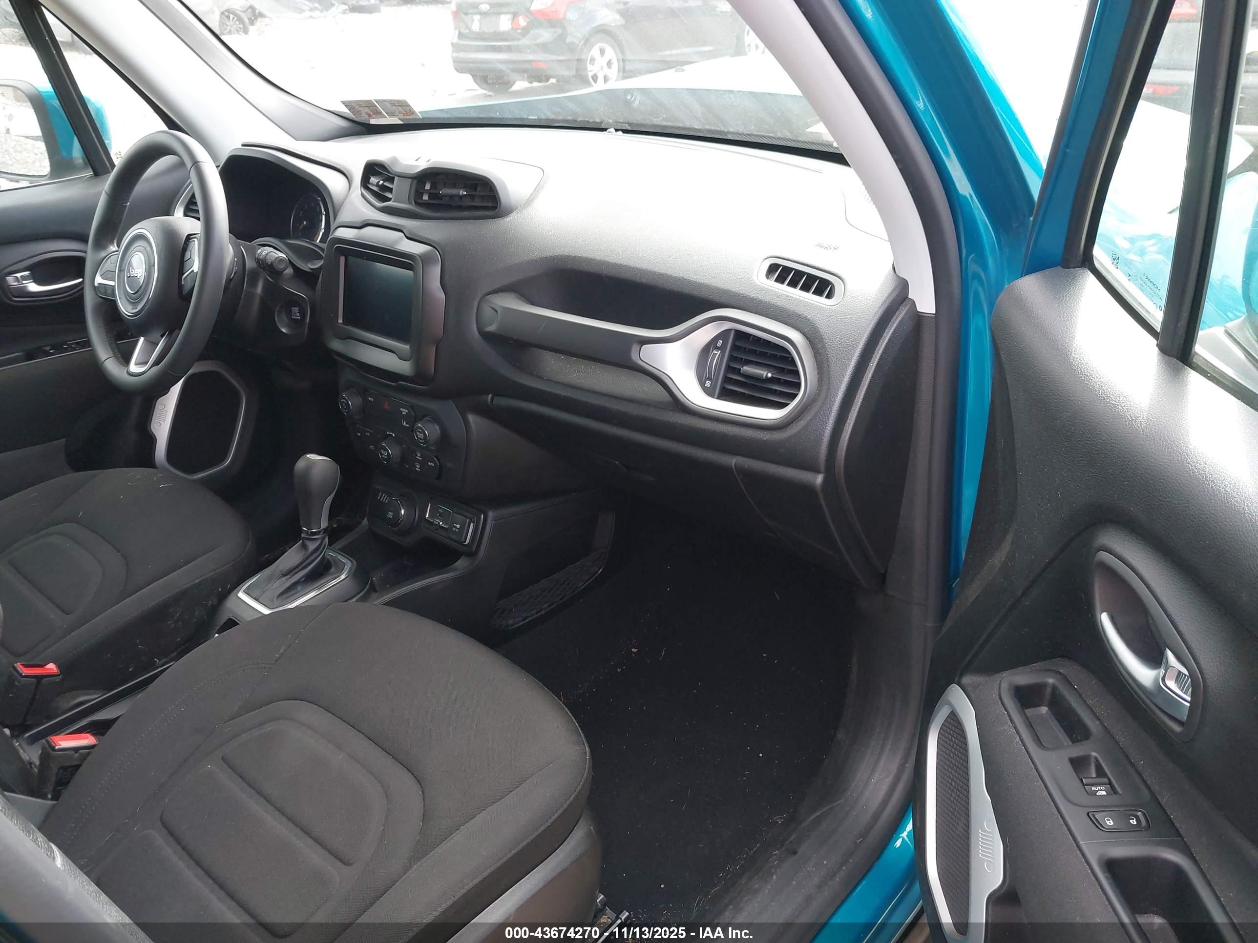 JEEP RENEGADE image 5