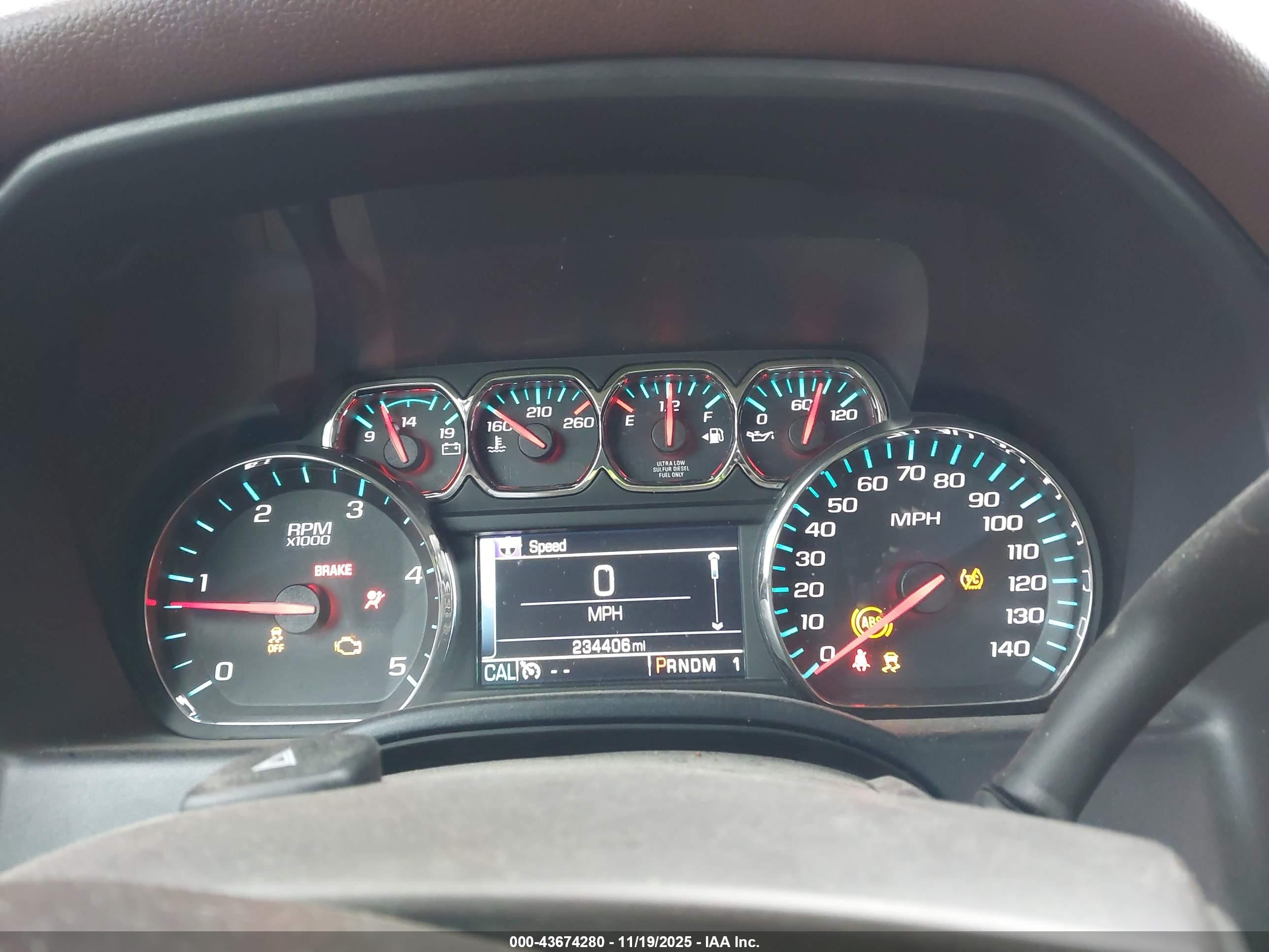 CHEVROLET SILVERADO image 7