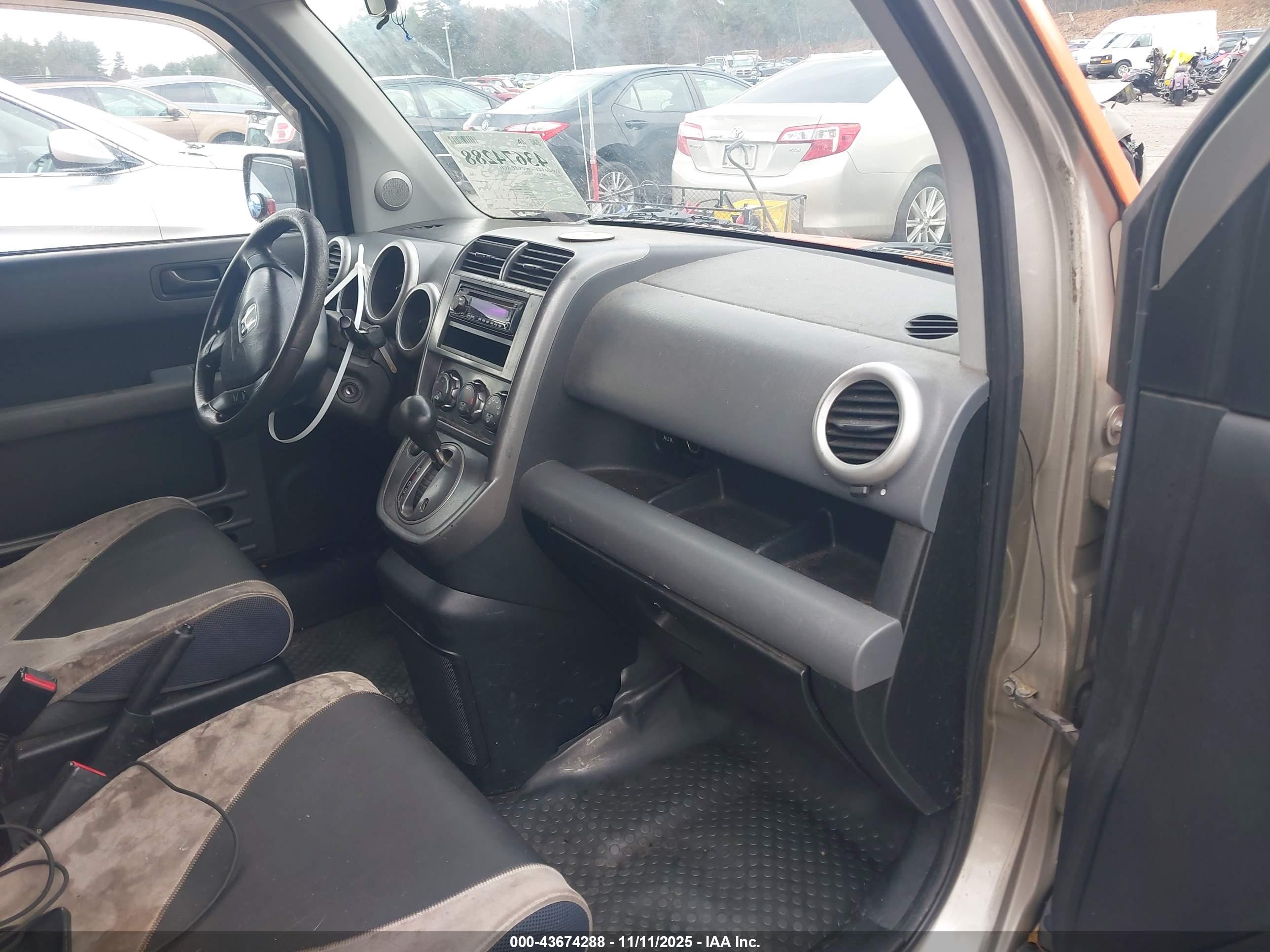 HONDA ELEMENT image 5