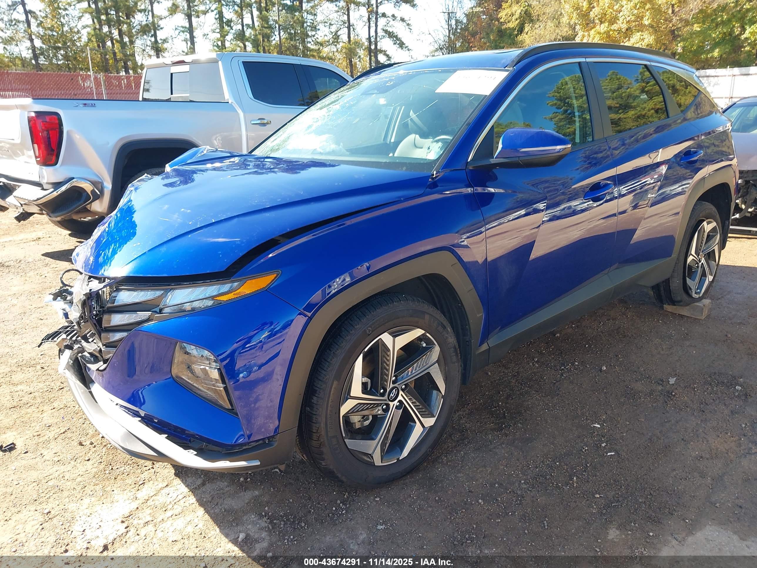 HYUNDAI TUCSON image 2