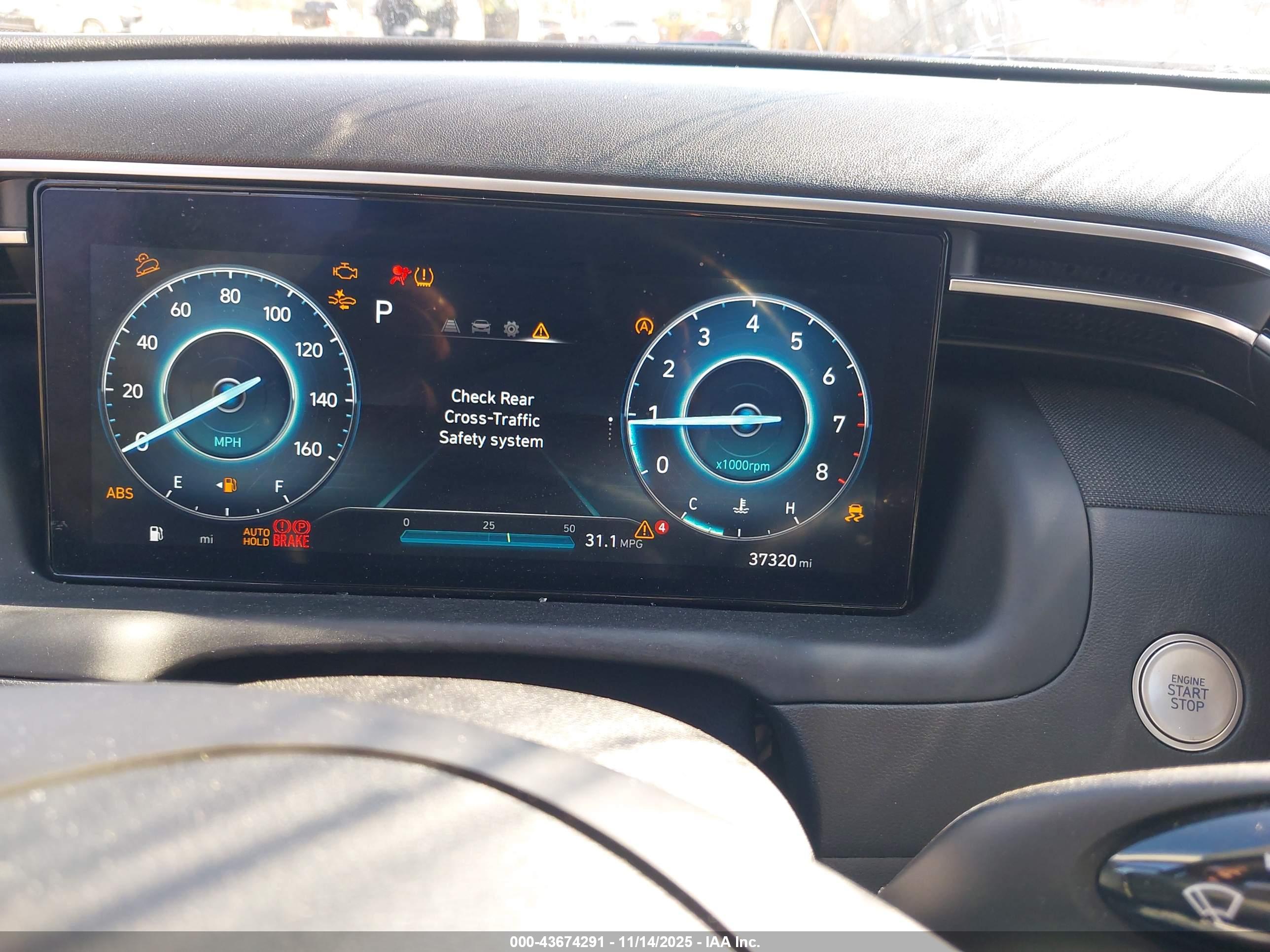 HYUNDAI TUCSON image 7