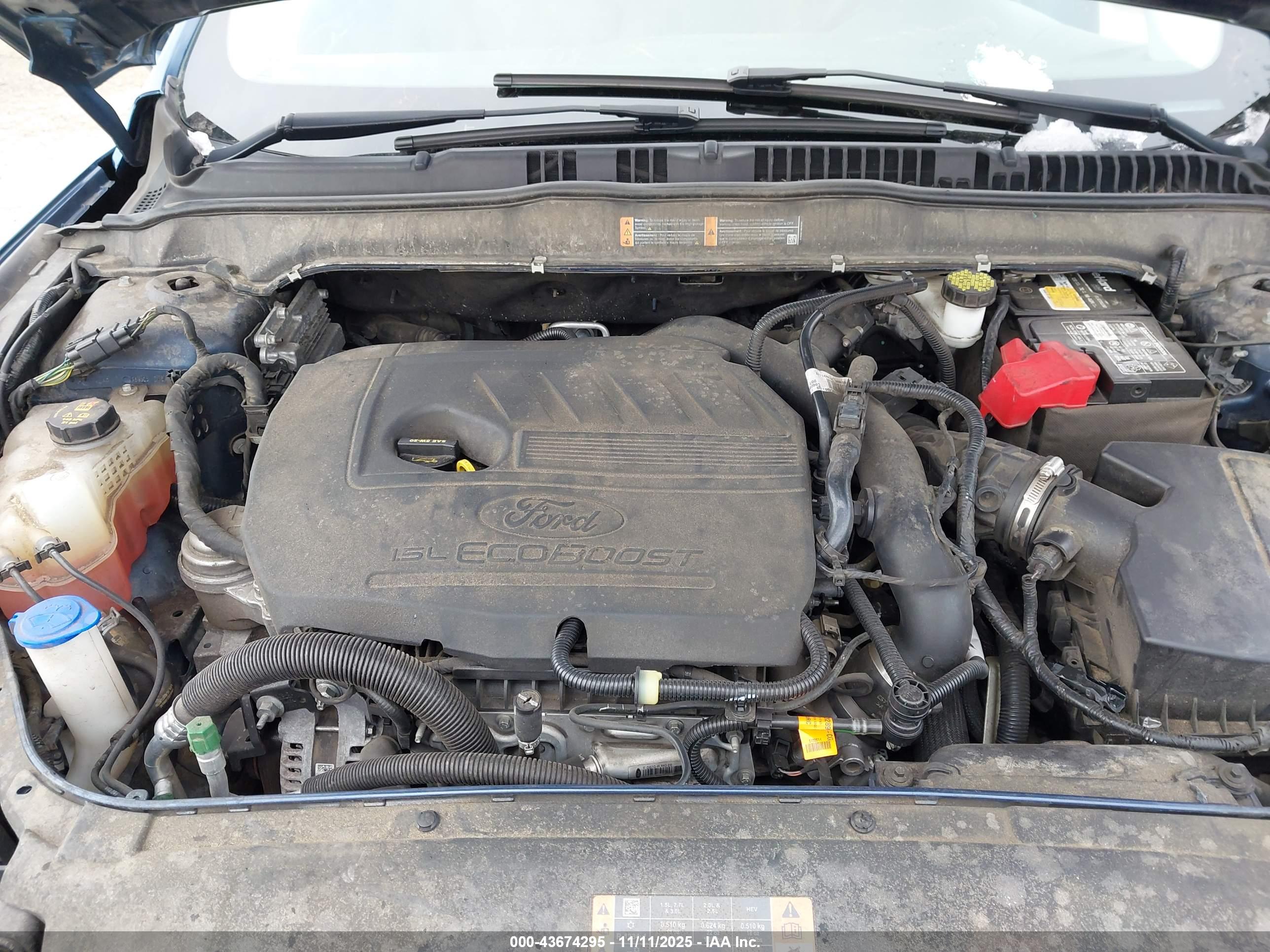 FORD FUSION image 10