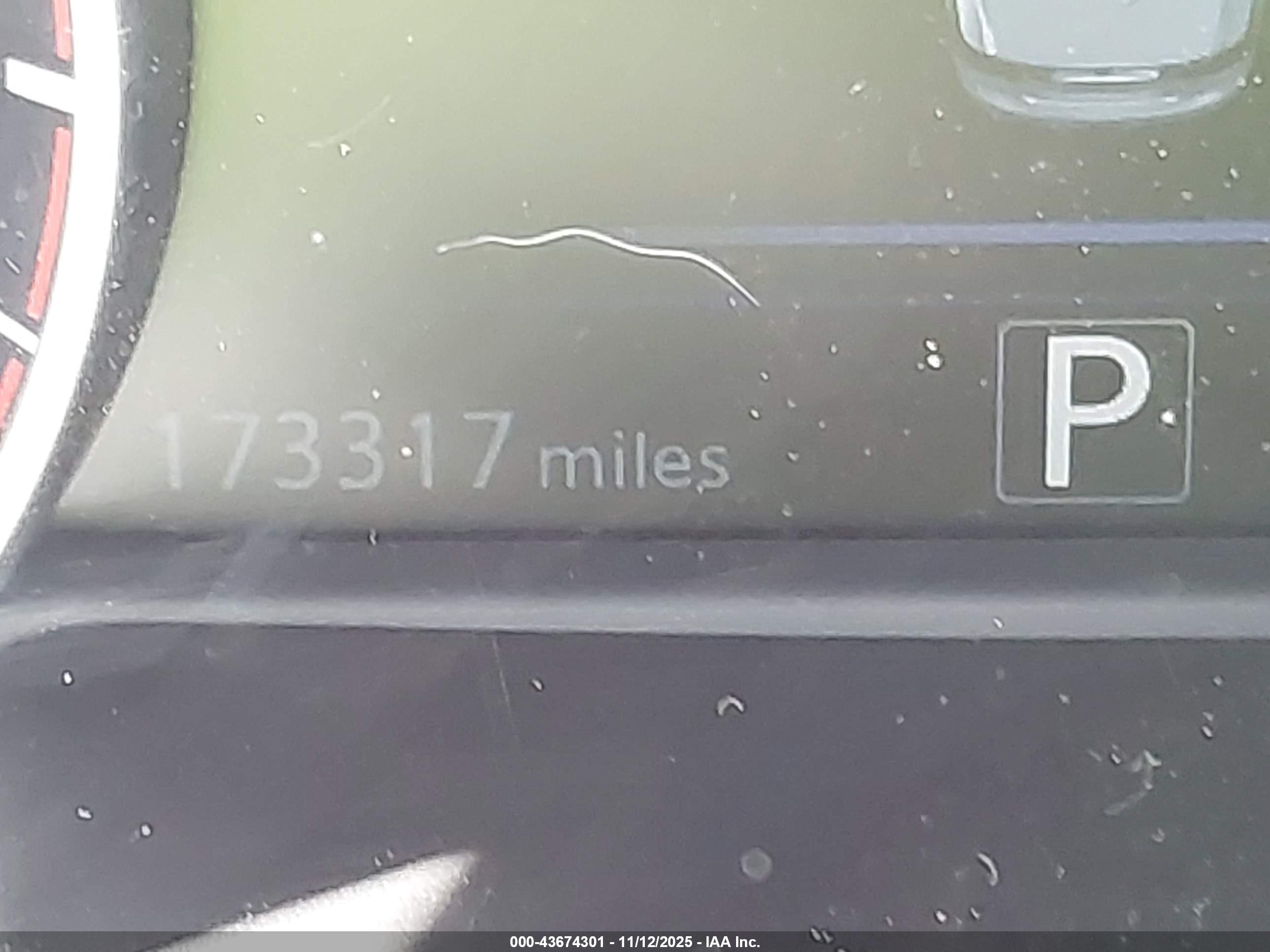 NISSAN MAXIMA image 7