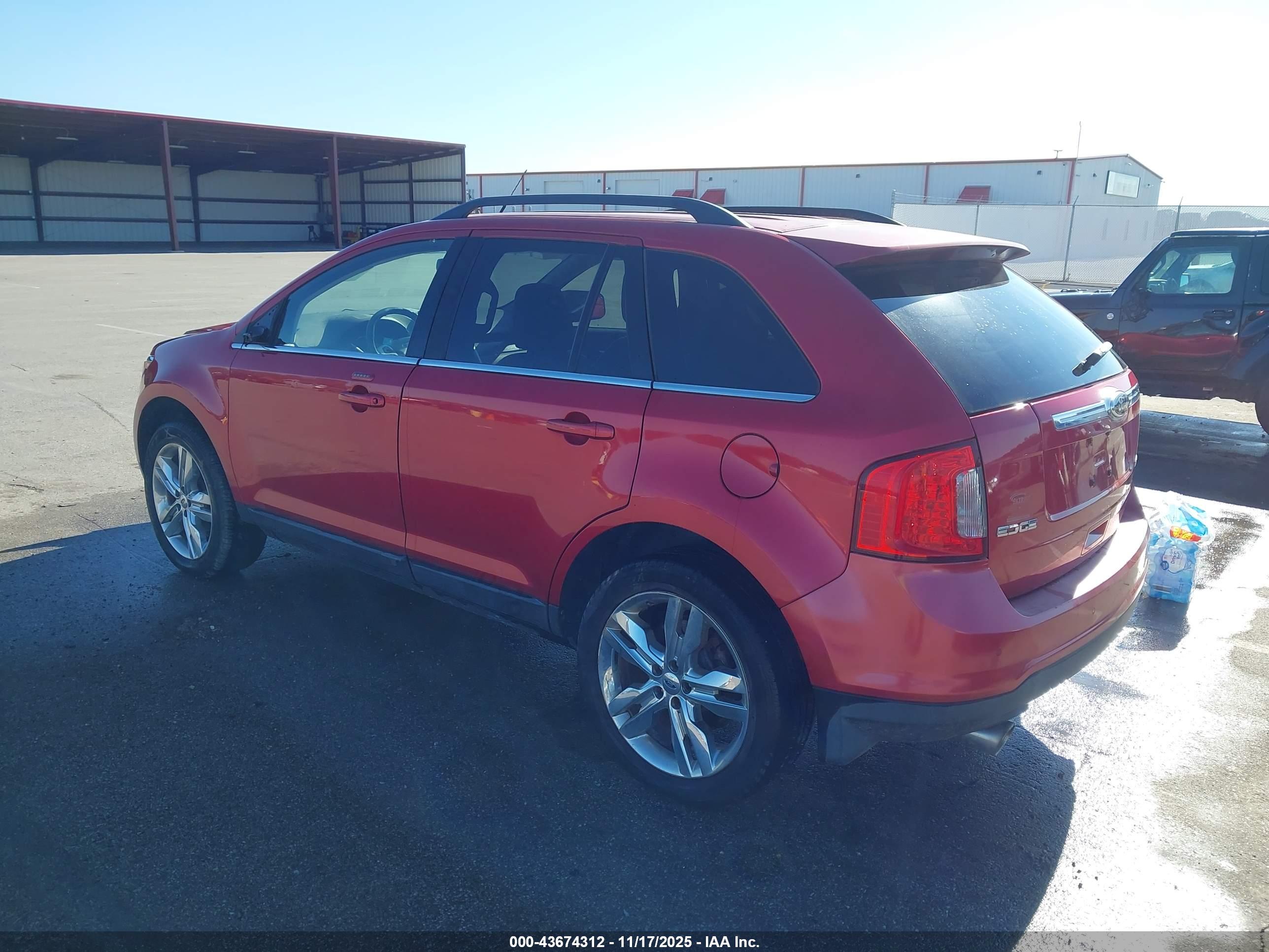 FORD EDGE image 3