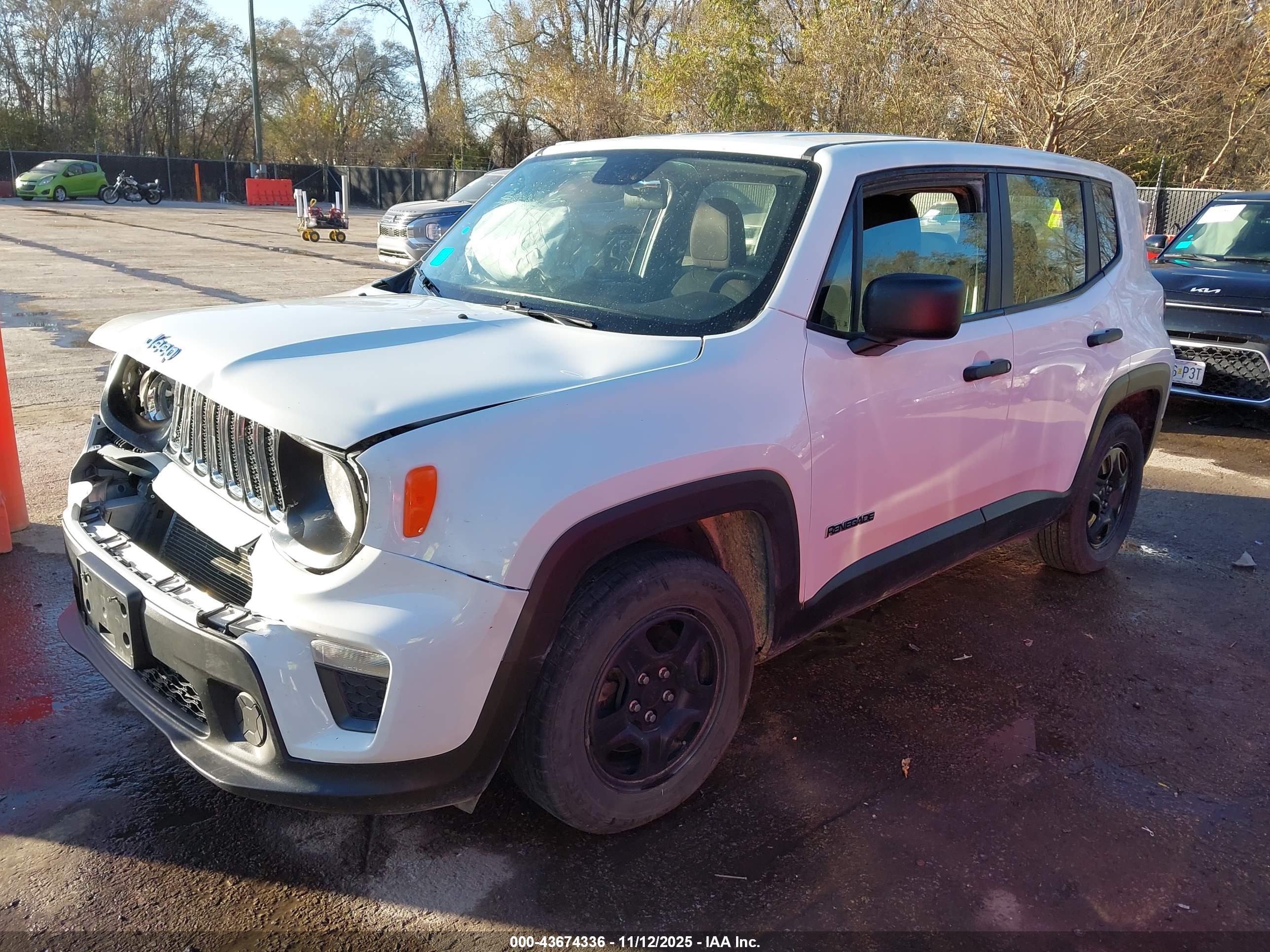 JEEP RENEGADE image 2