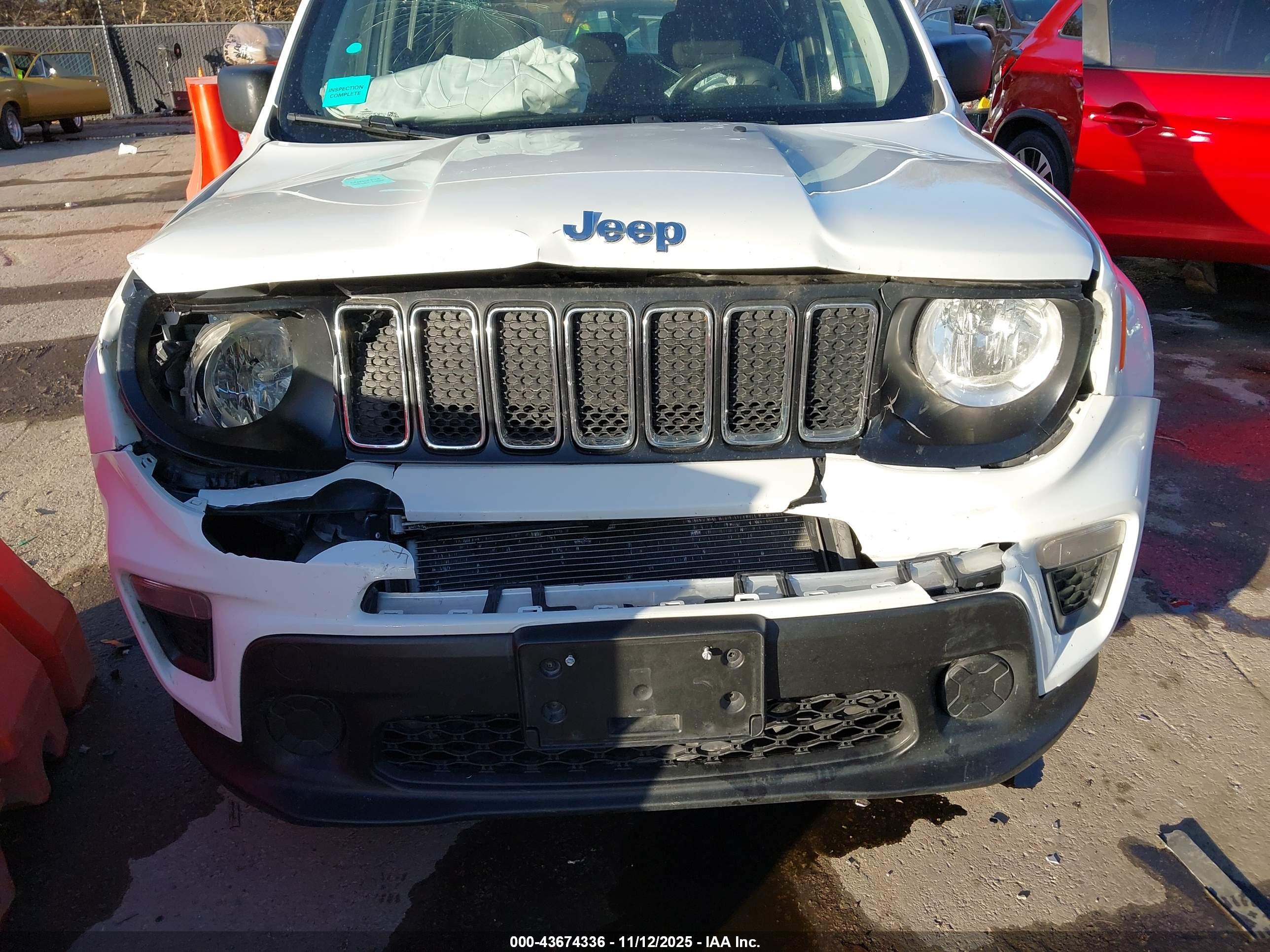 JEEP RENEGADE image 6