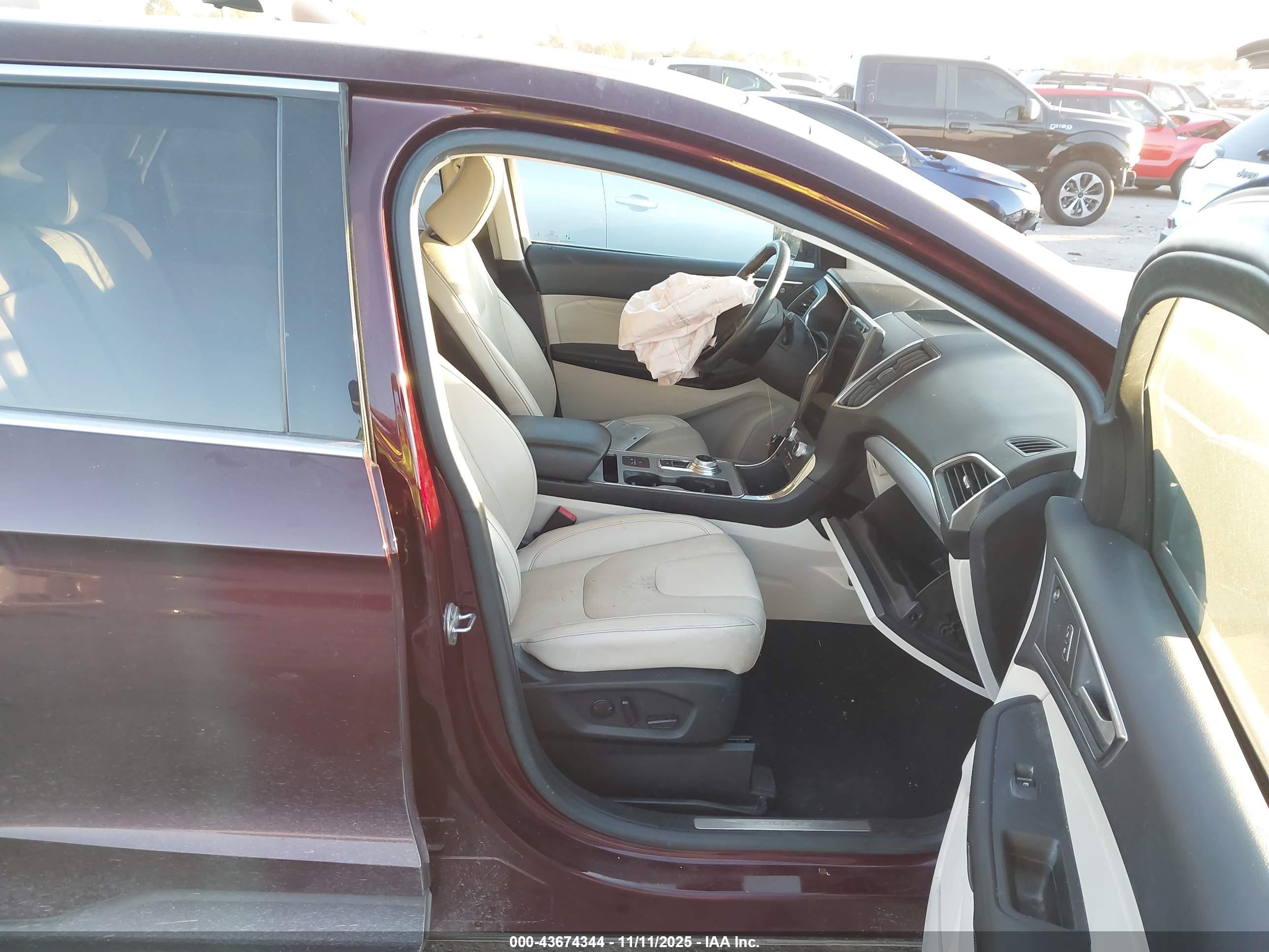 FORD EDGE image 5