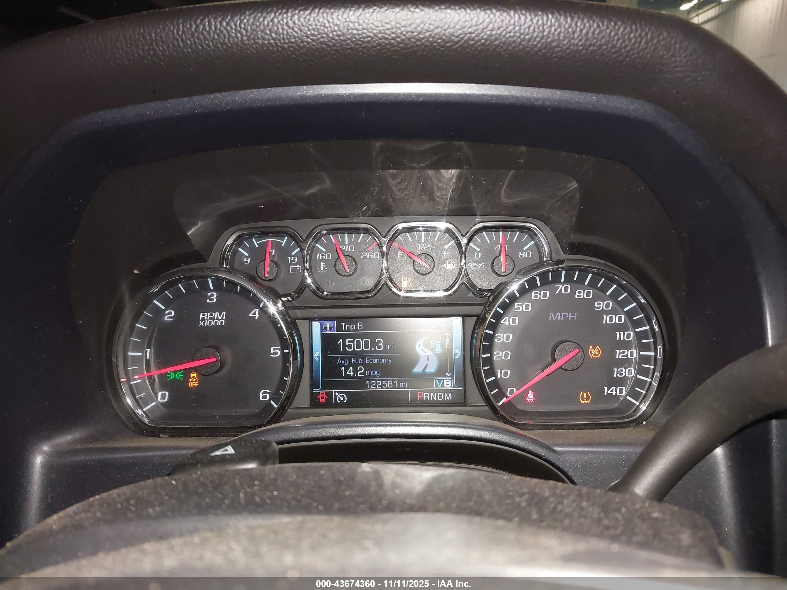 CHEVROLET SILVERADO image 7