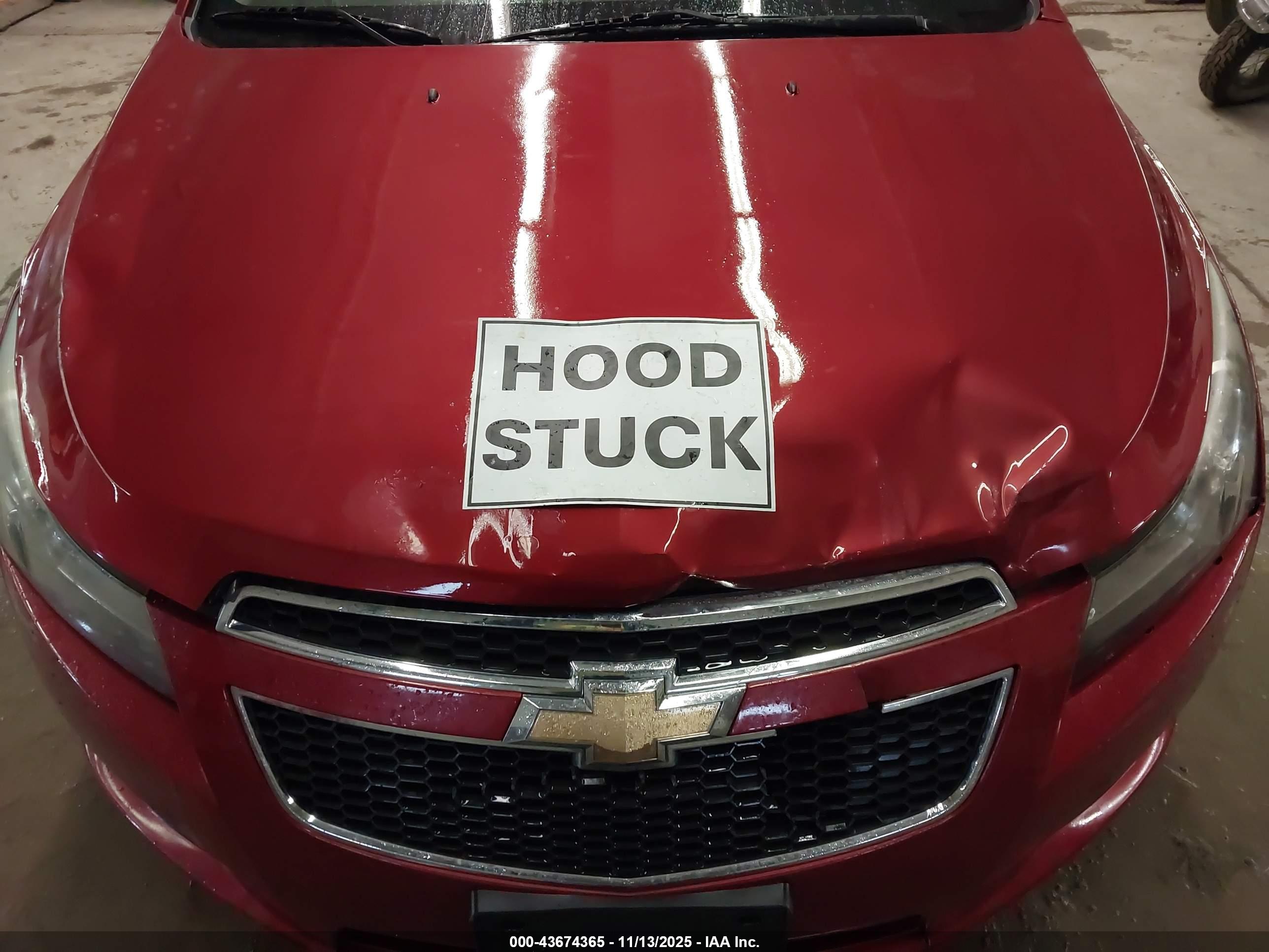 CHEVROLET CRUZE image 10