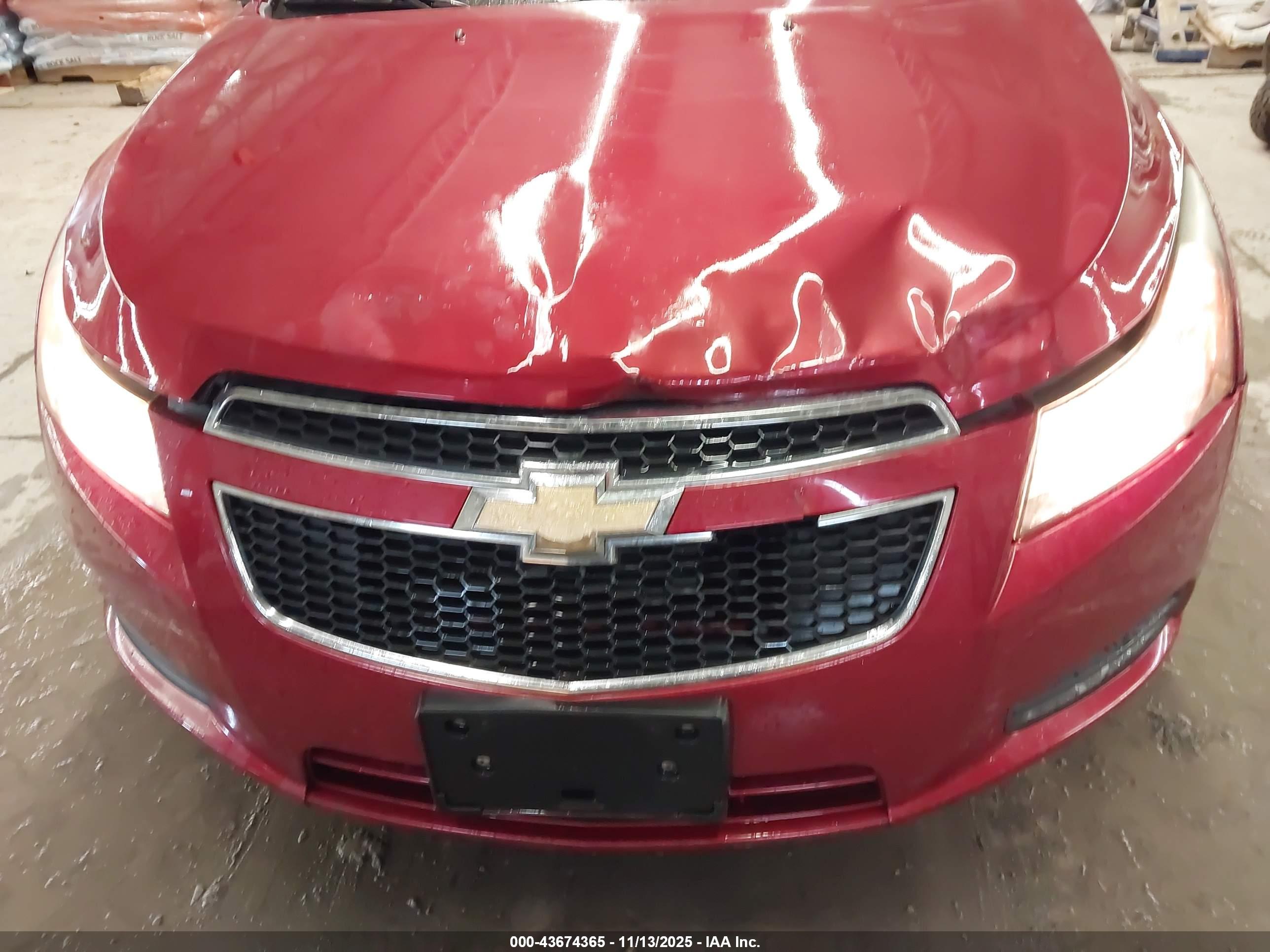 CHEVROLET CRUZE image 6