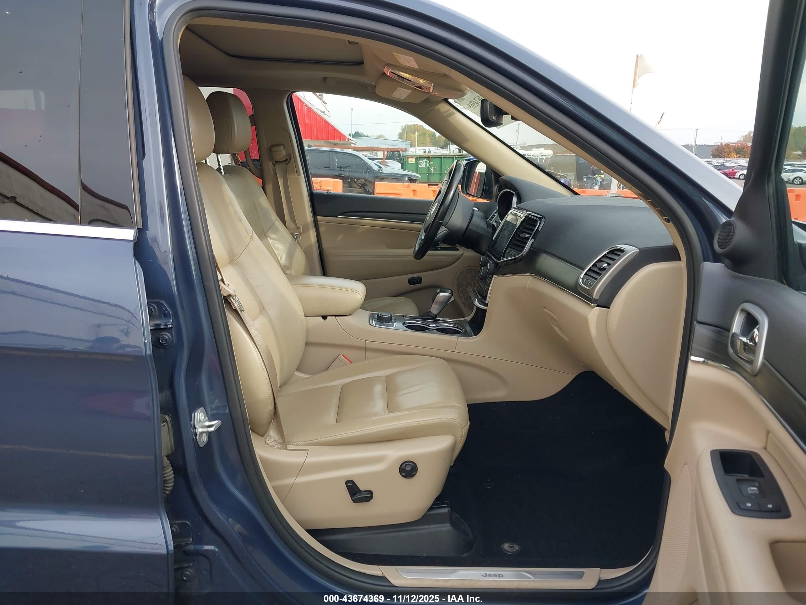 JEEP GRAND image 5