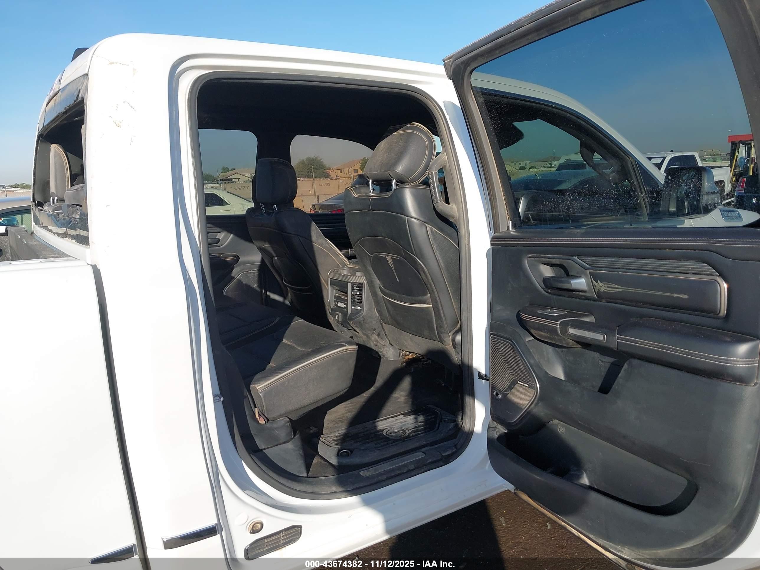 RAM 1500 image 8