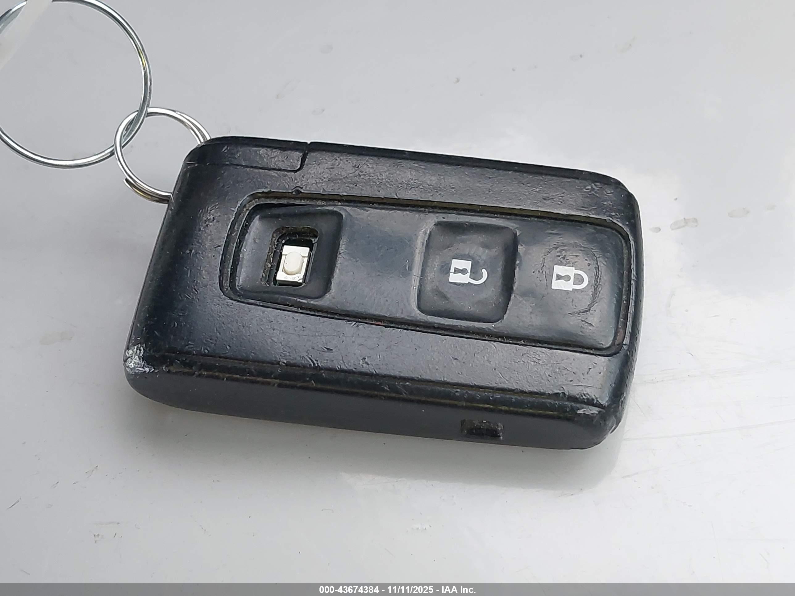 TOYOTA PRIUS image 11