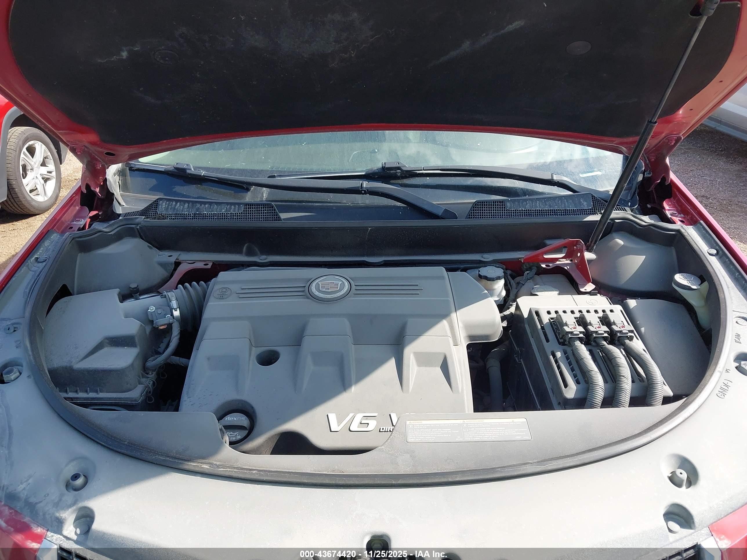 CADILLAC SRX image 10