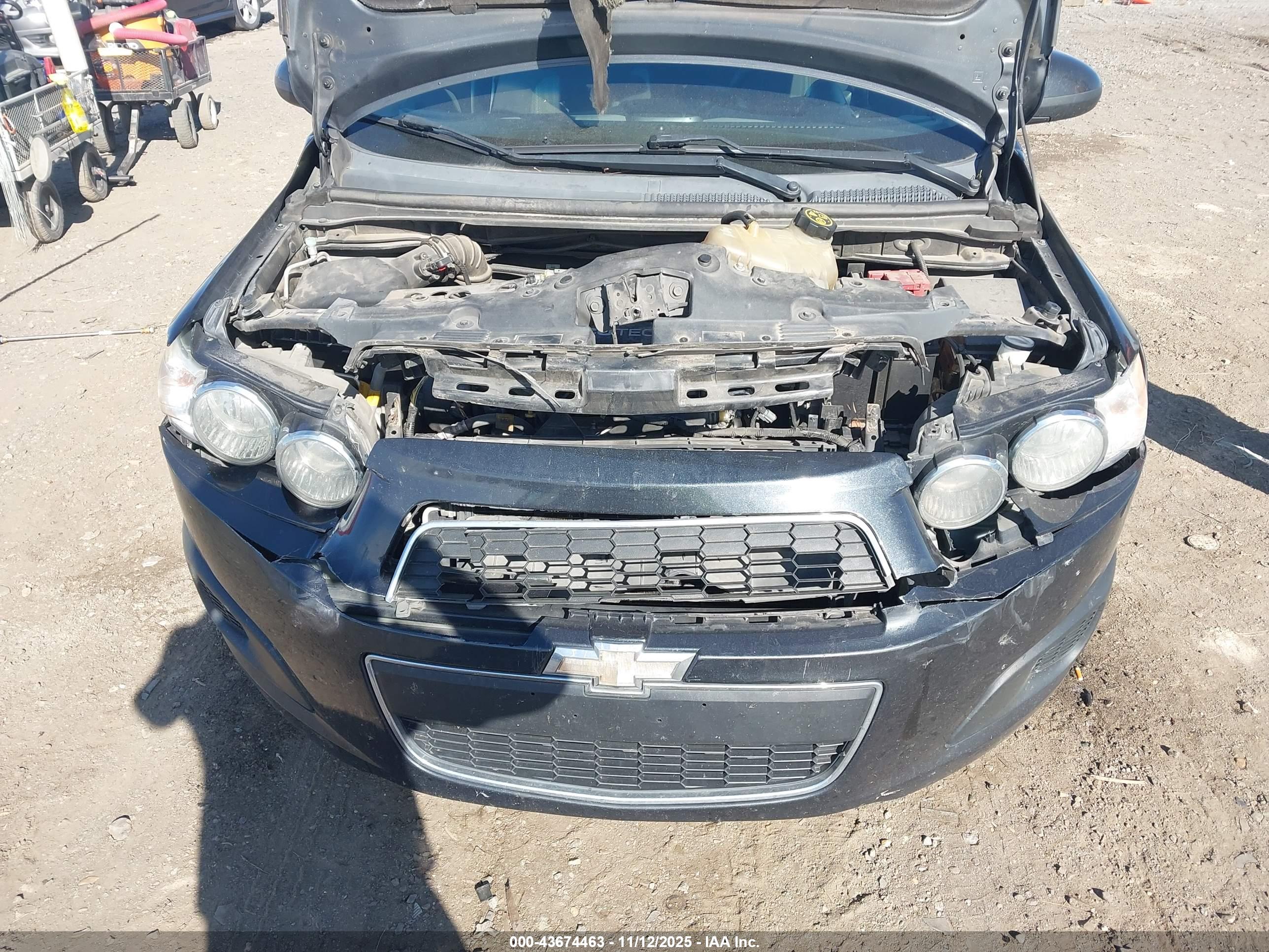 CHEVROLET SONIC image 10