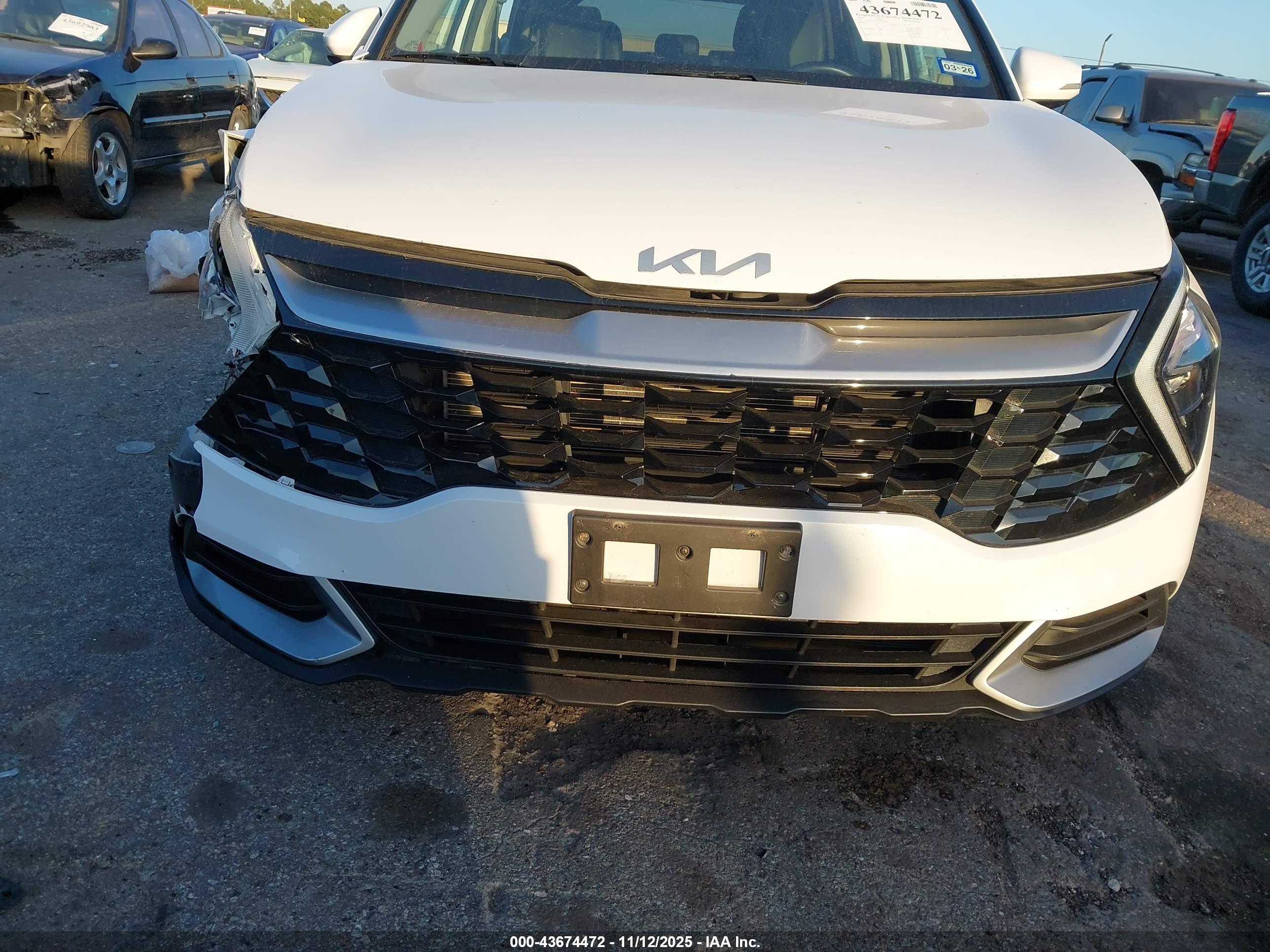 KIA SPORTAGE image 6