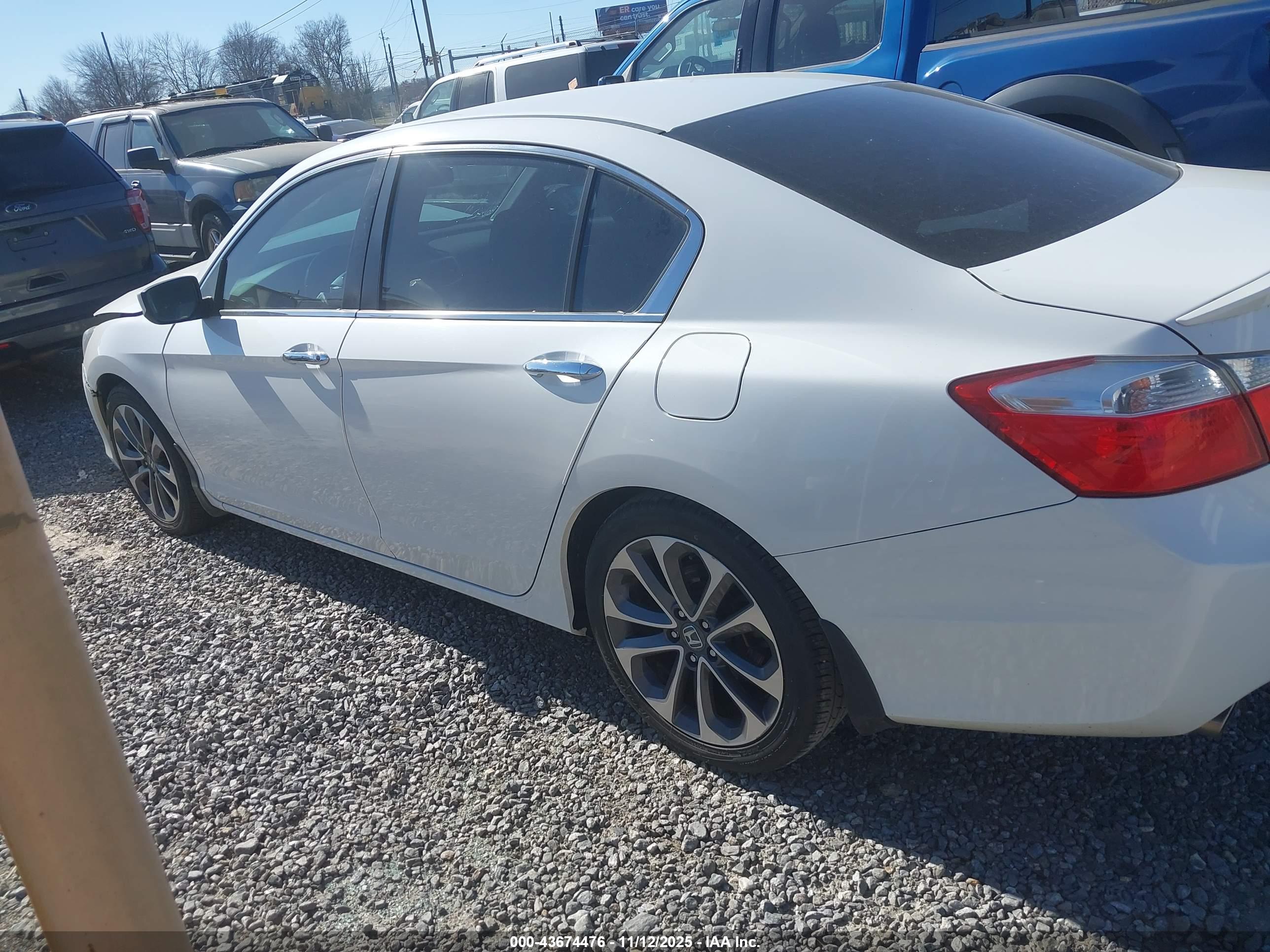 HONDA ACCORD image 3