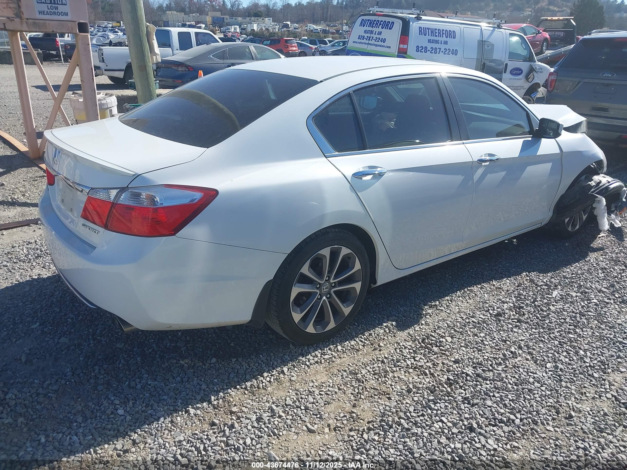 HONDA ACCORD image 4