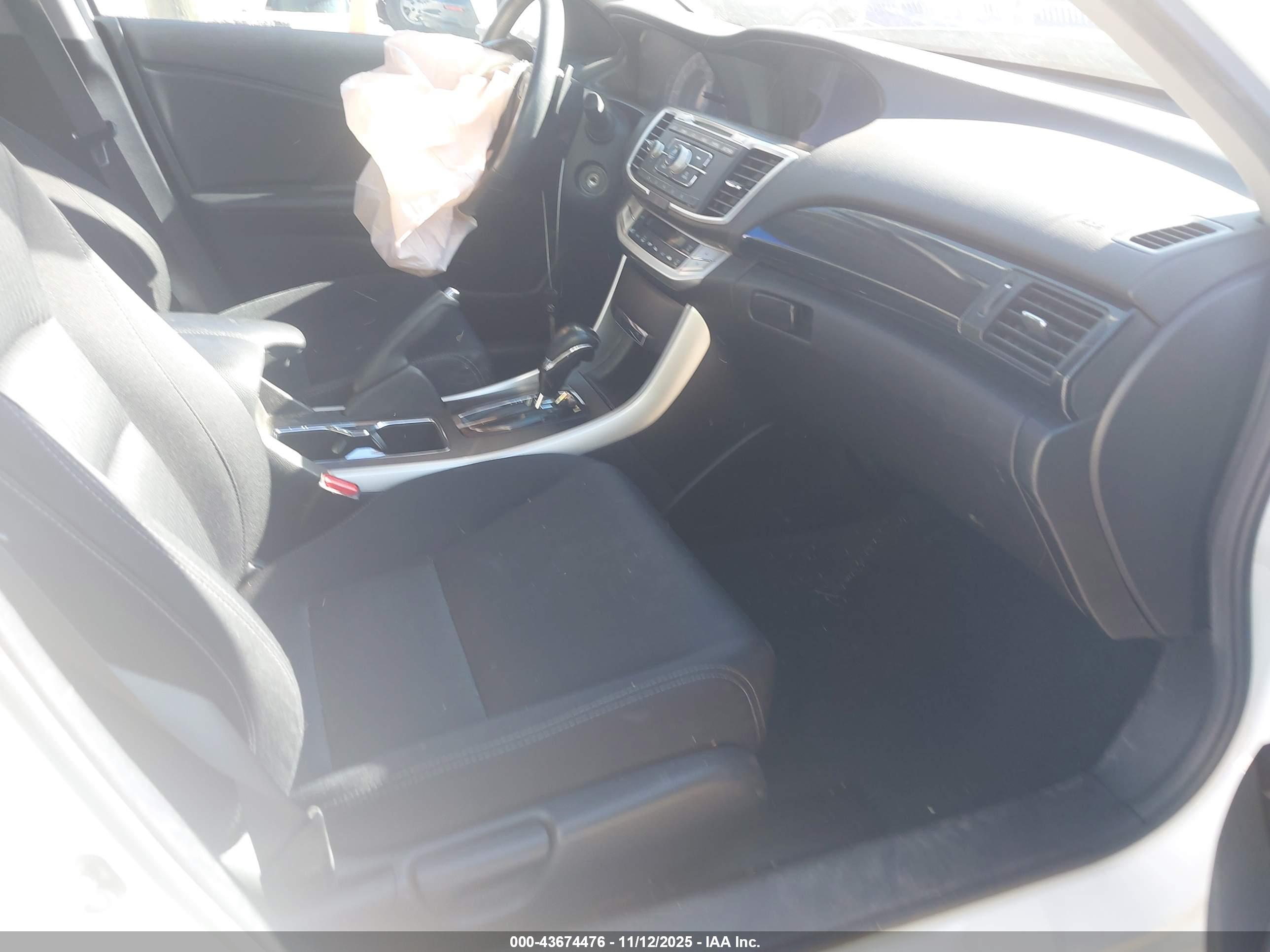 HONDA ACCORD image 5