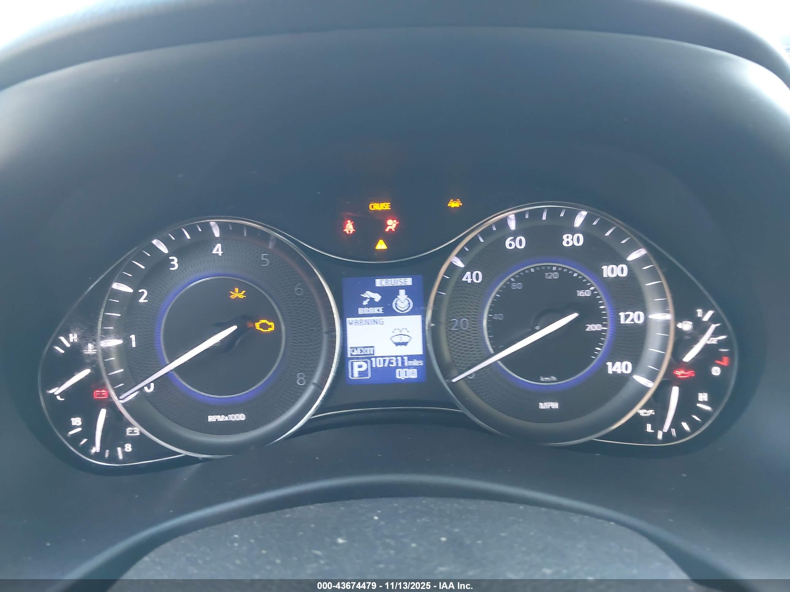 INFINITI QX80 image 7