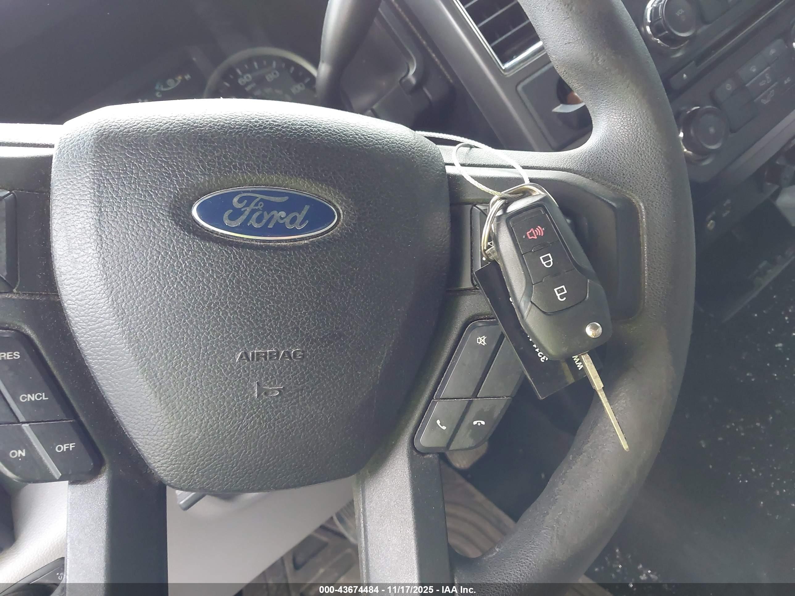 FORD F-150 image 11