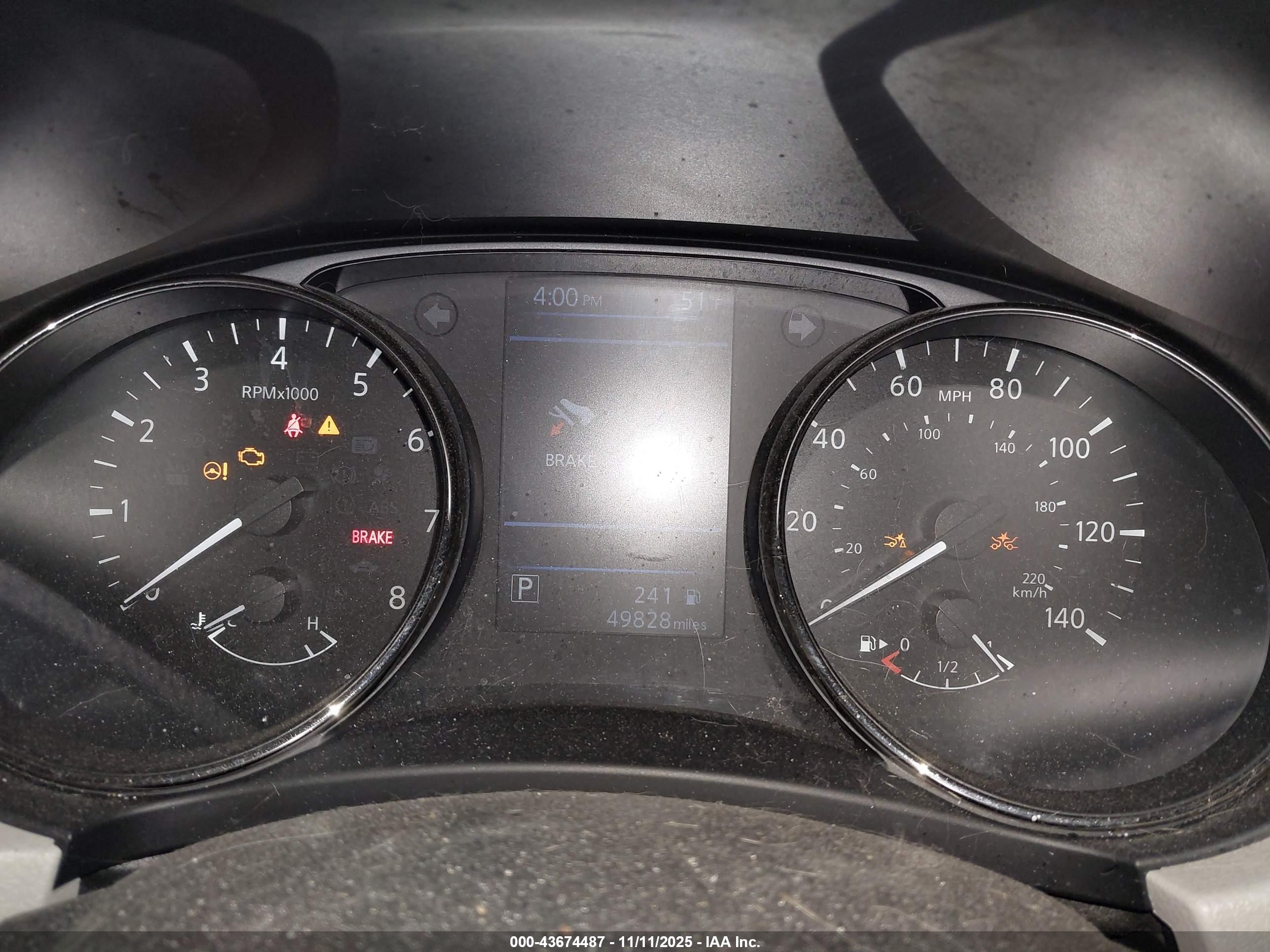 NISSAN ROGUE image 7