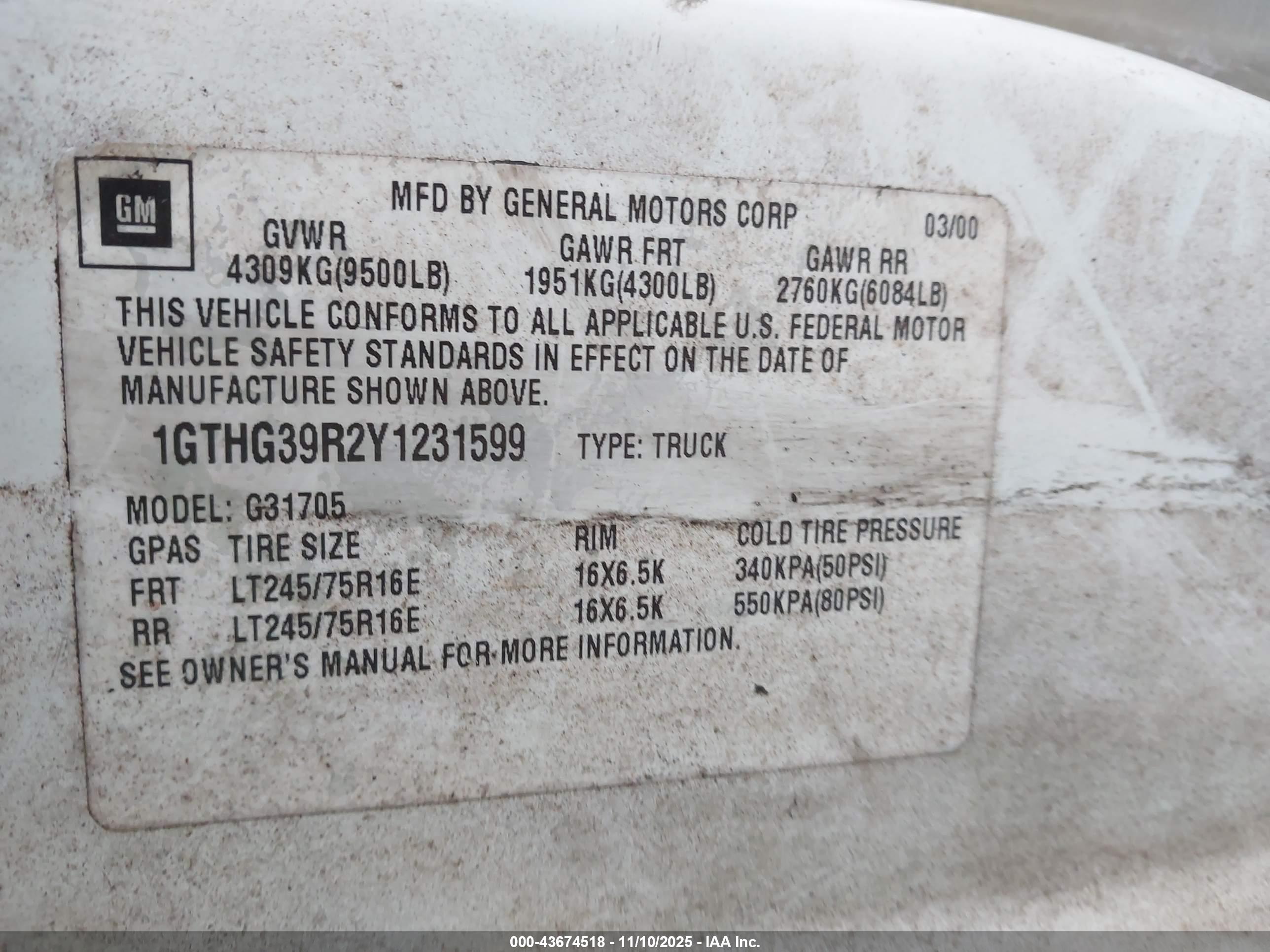 GMC SAVANA image 9