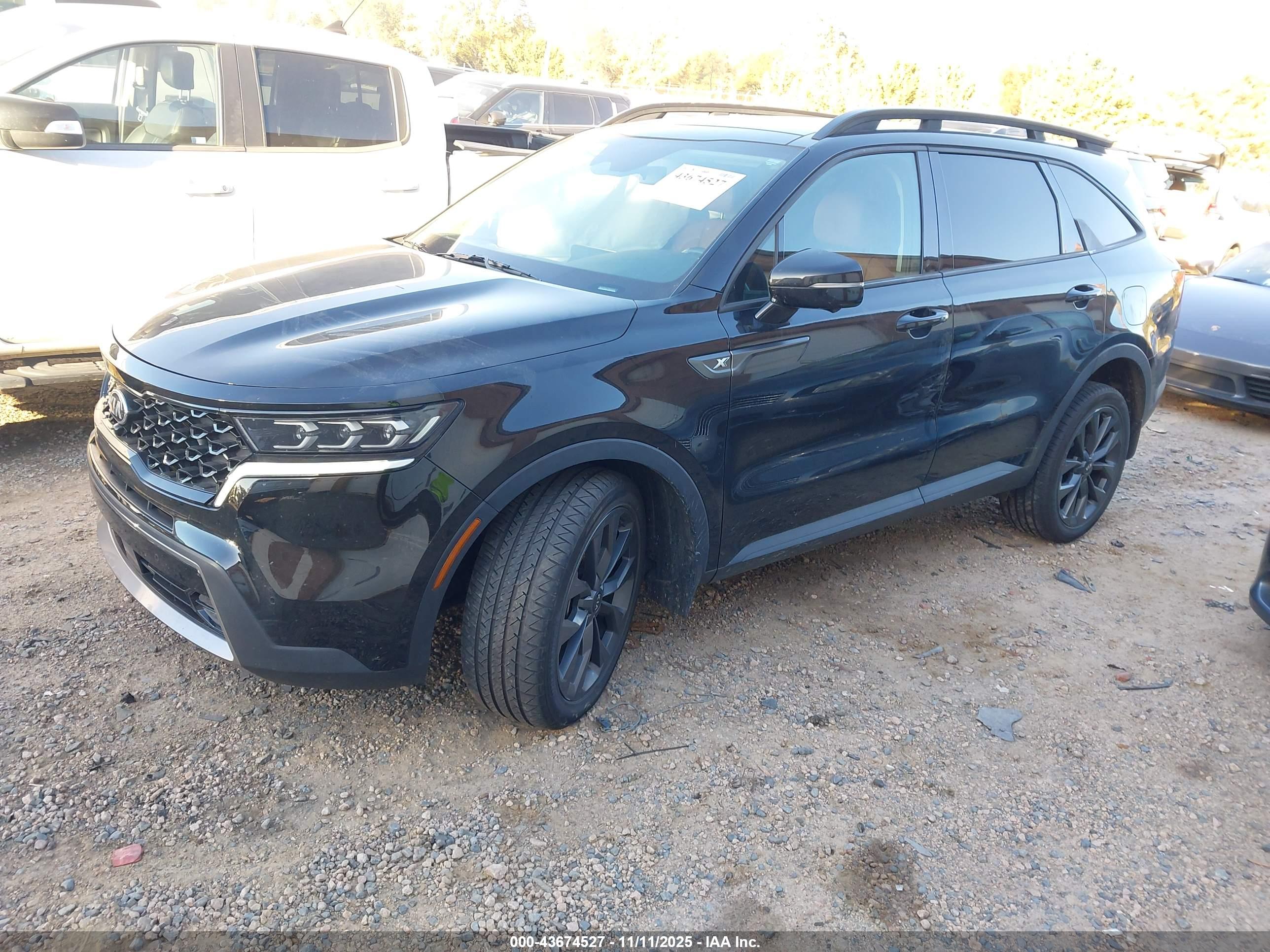 KIA SORENTO image 2