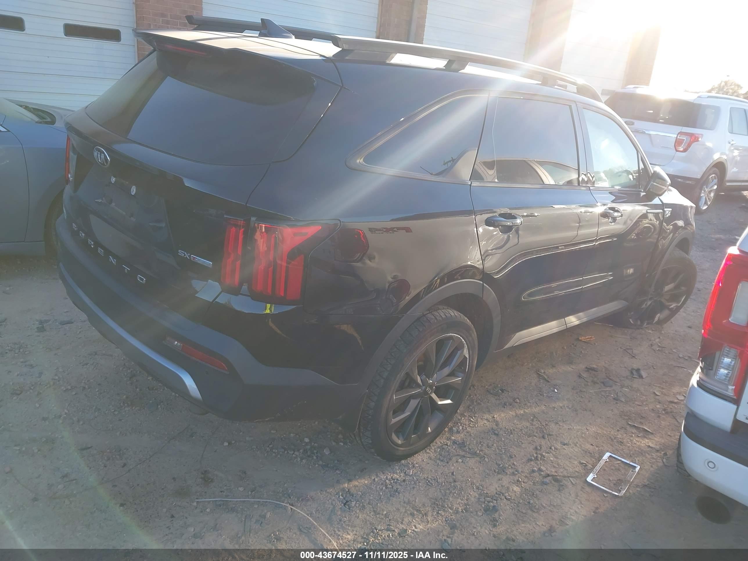 KIA SORENTO image 4
