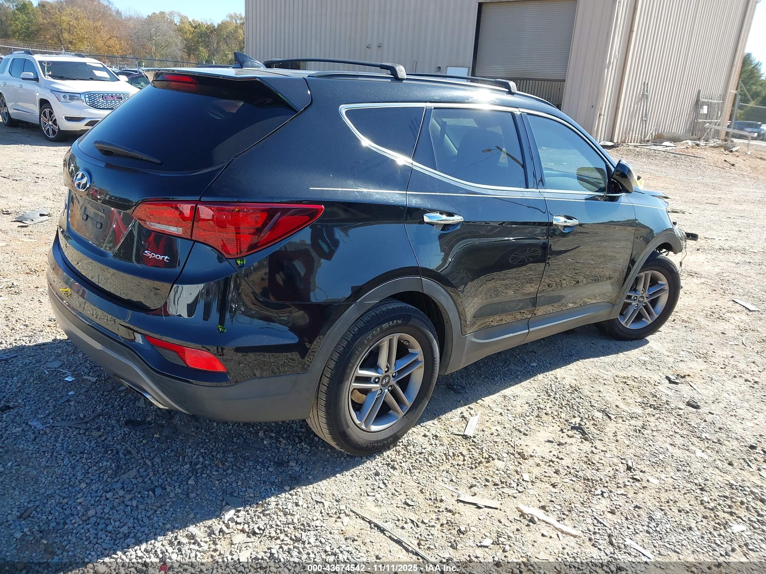 HYUNDAI SANTA image 4