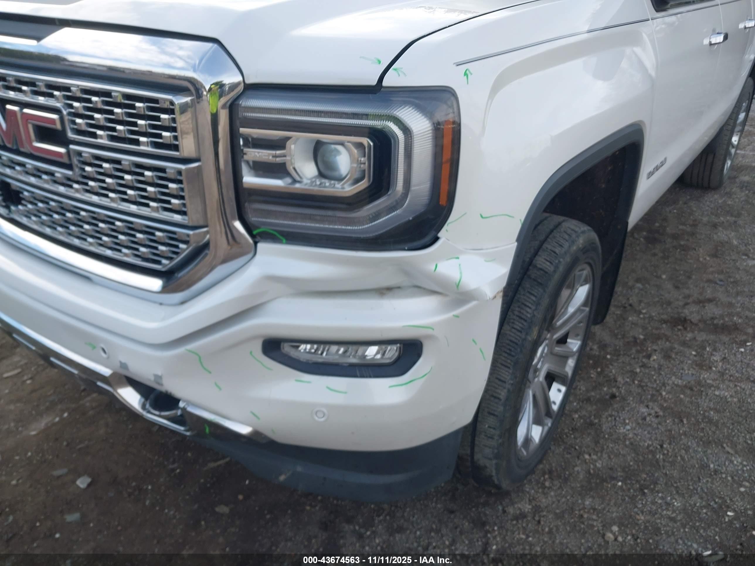 GMC SIERRA image 6