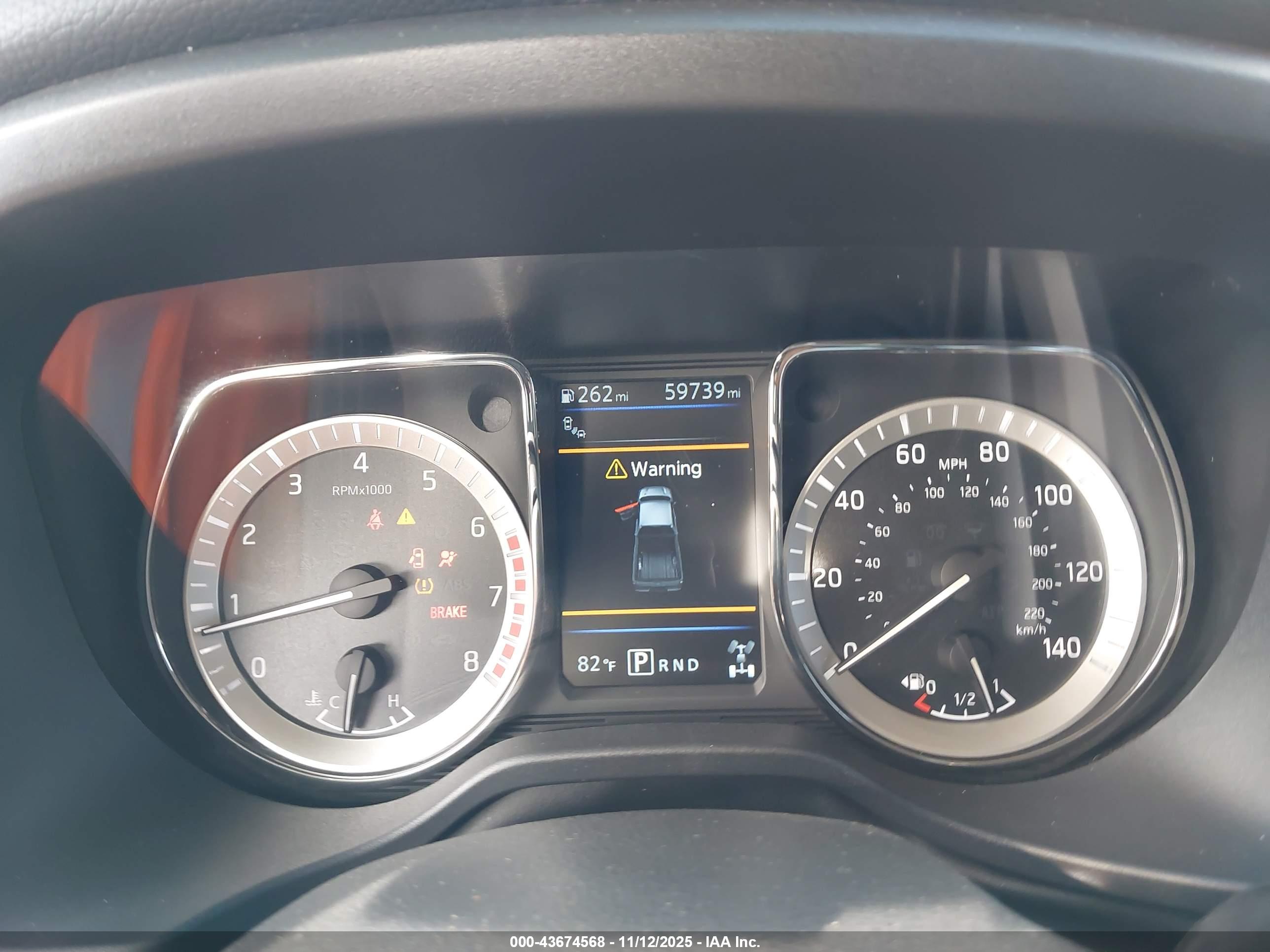 NISSAN TITAN image 7