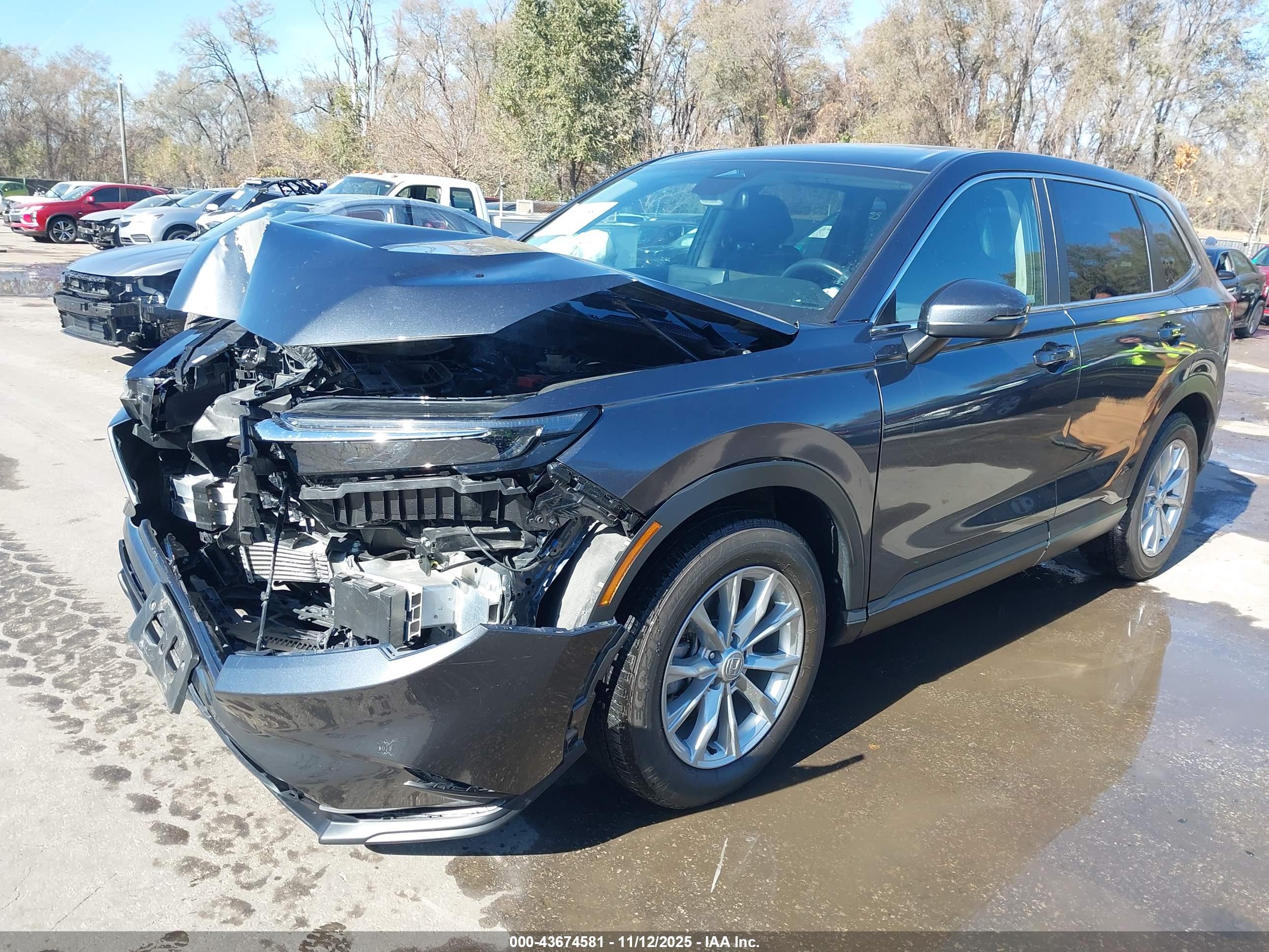 HONDA CR-V image 2