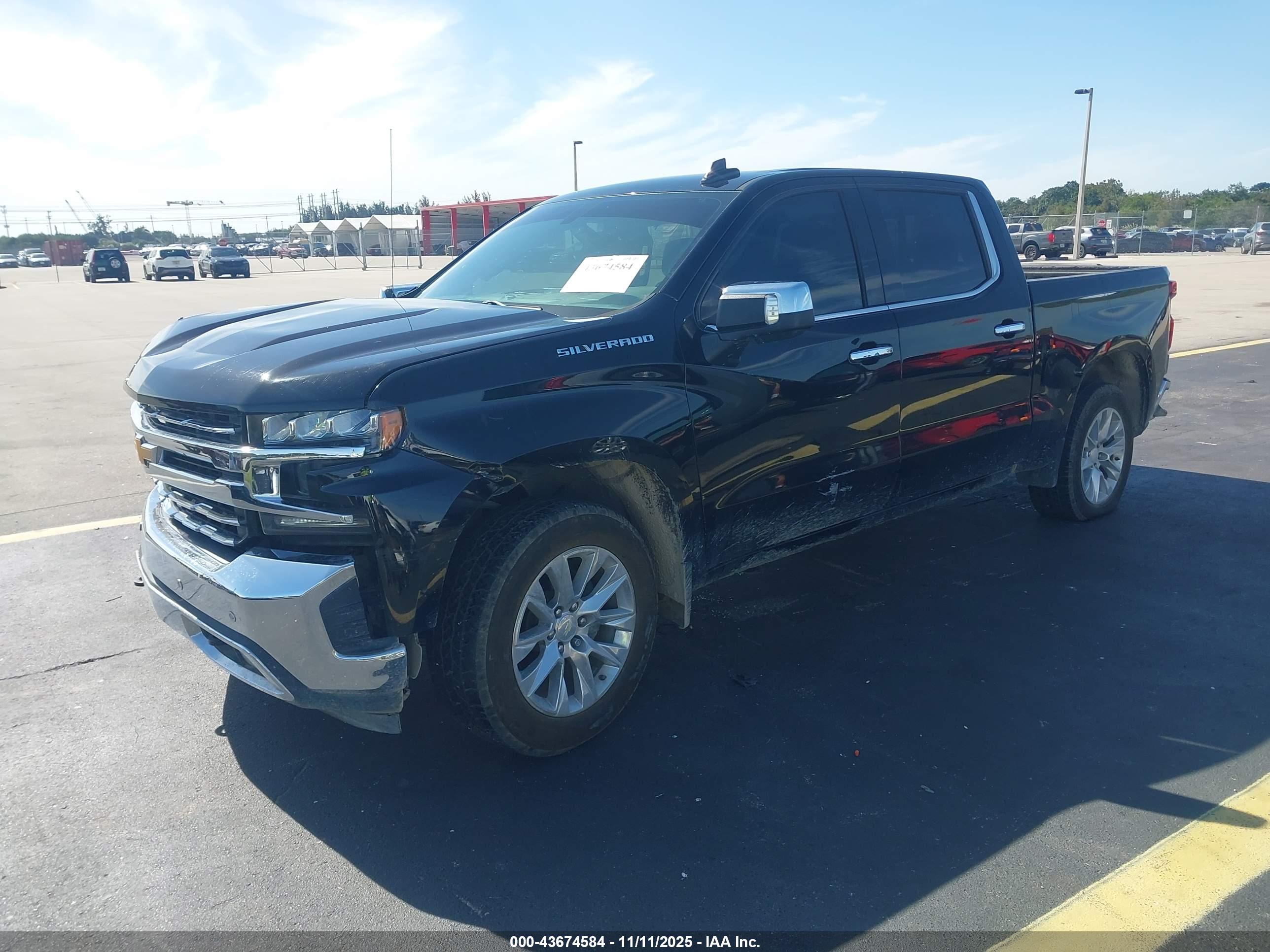CHEVROLET SILVERADO image 2