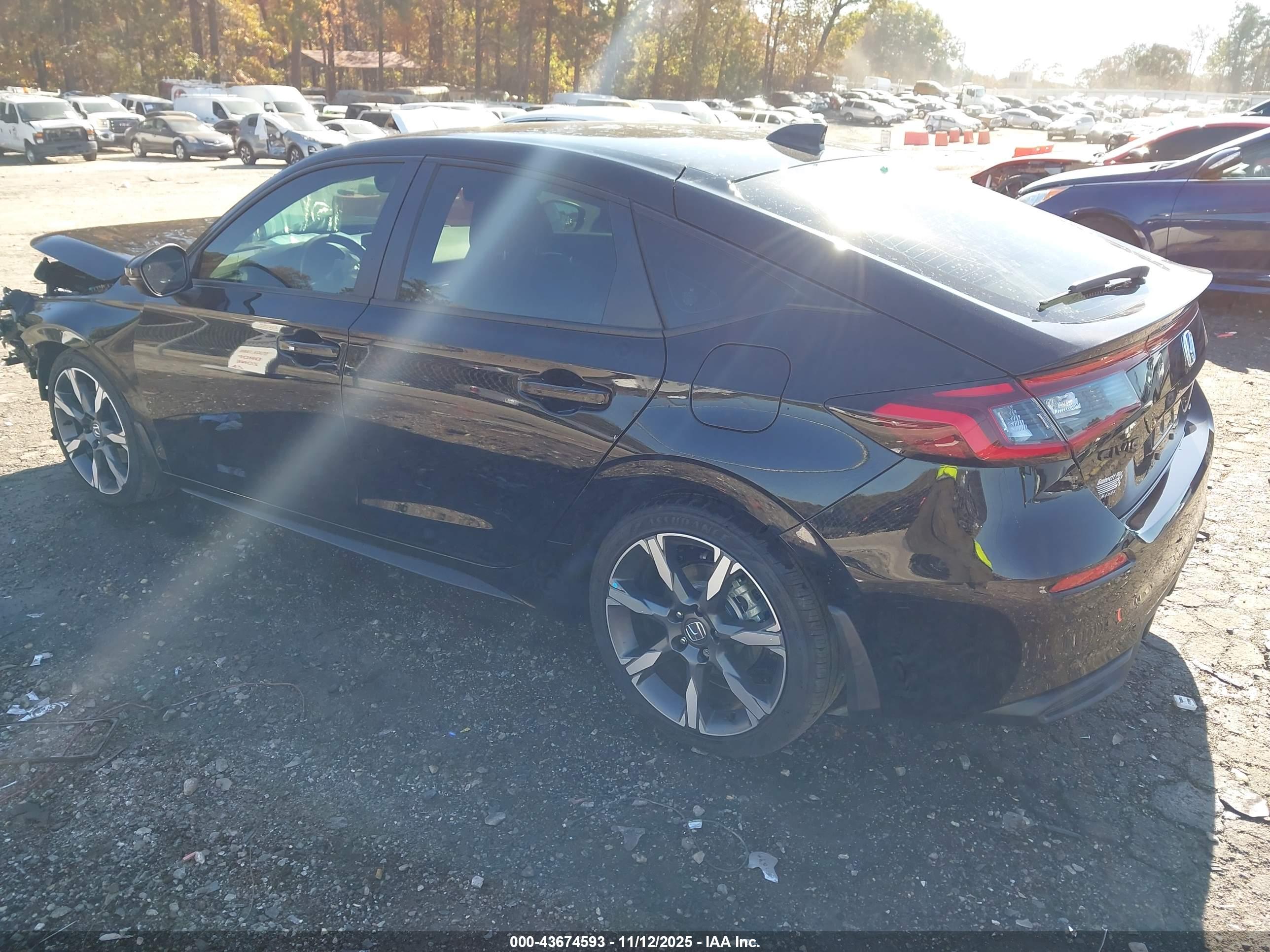HONDA CIVIC image 3