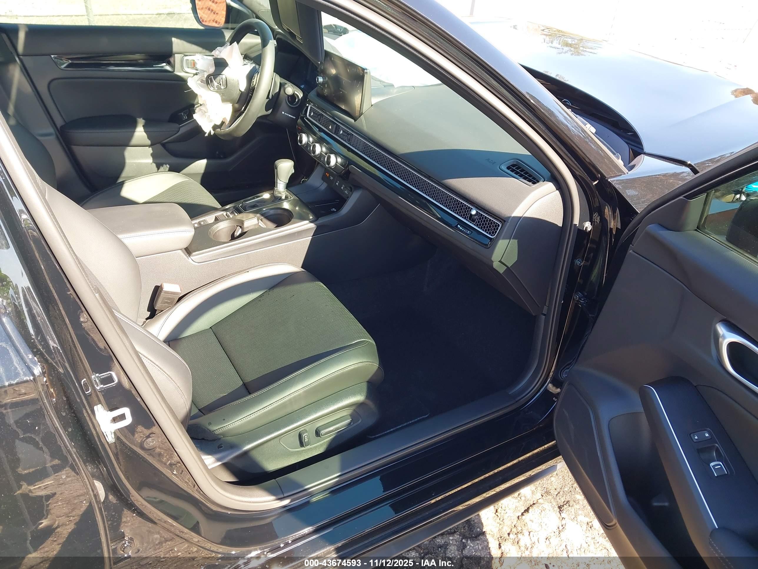 HONDA CIVIC image 5