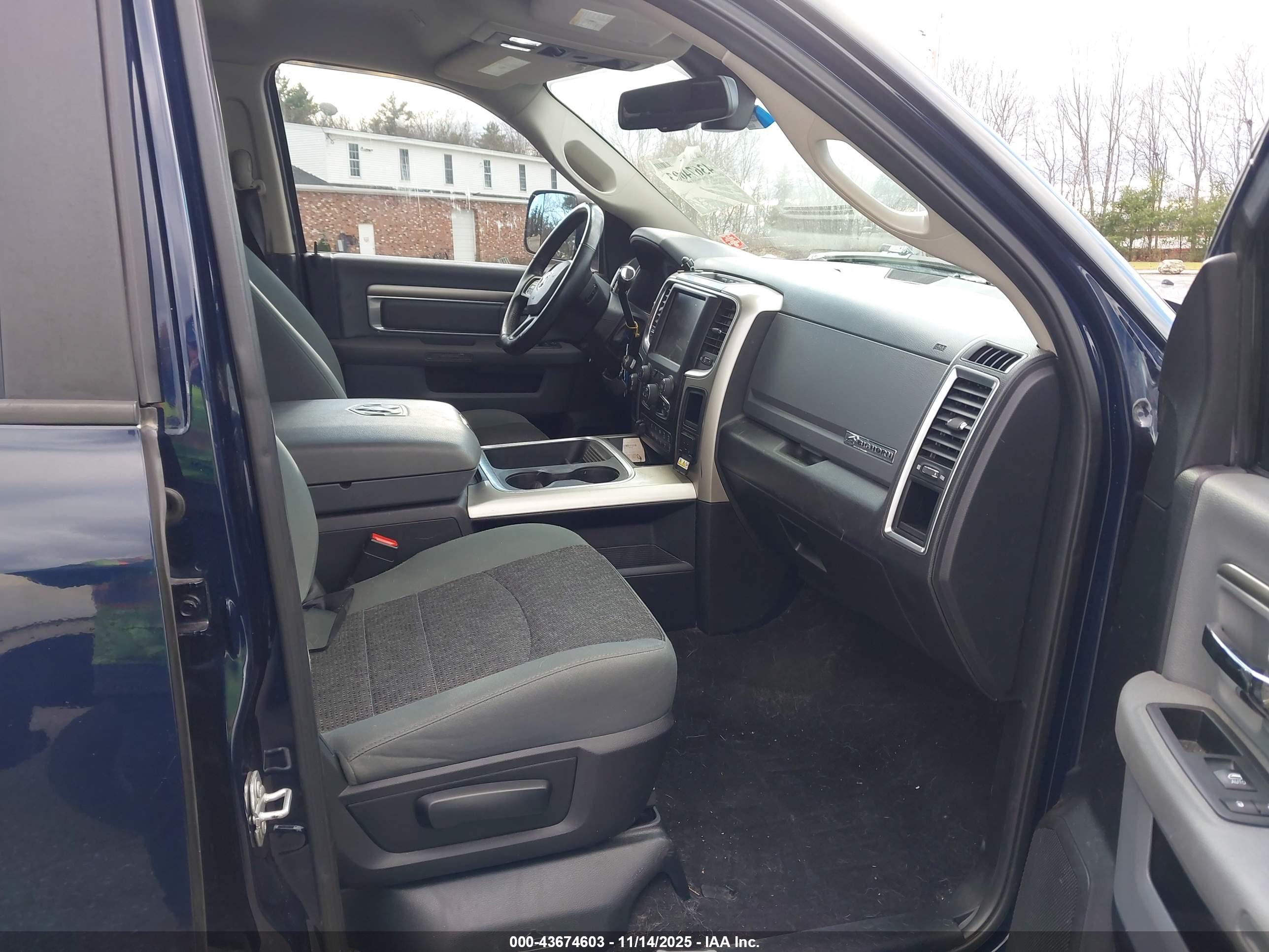 RAM 3500 image 5
