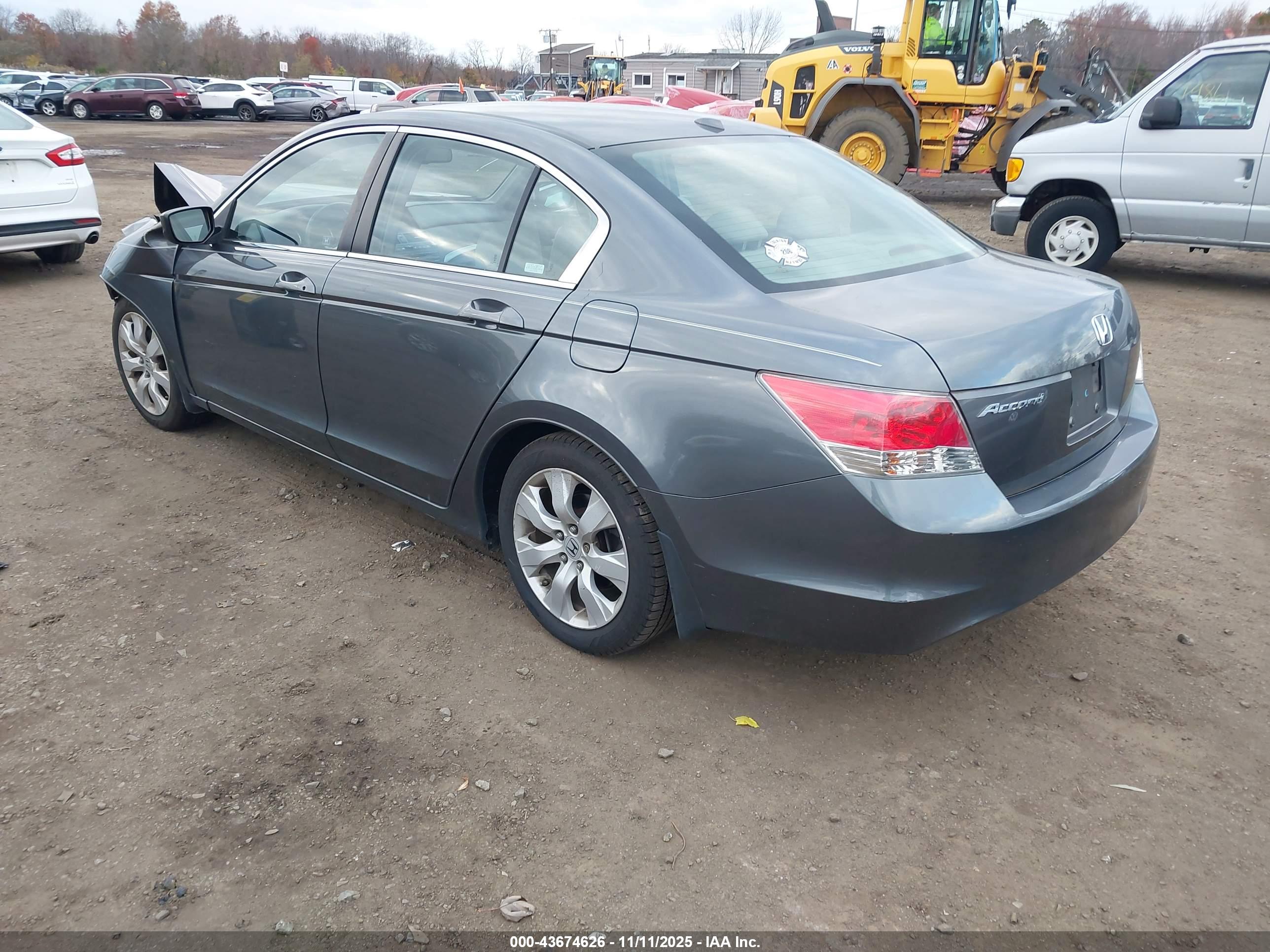 HONDA ACCORD image 3