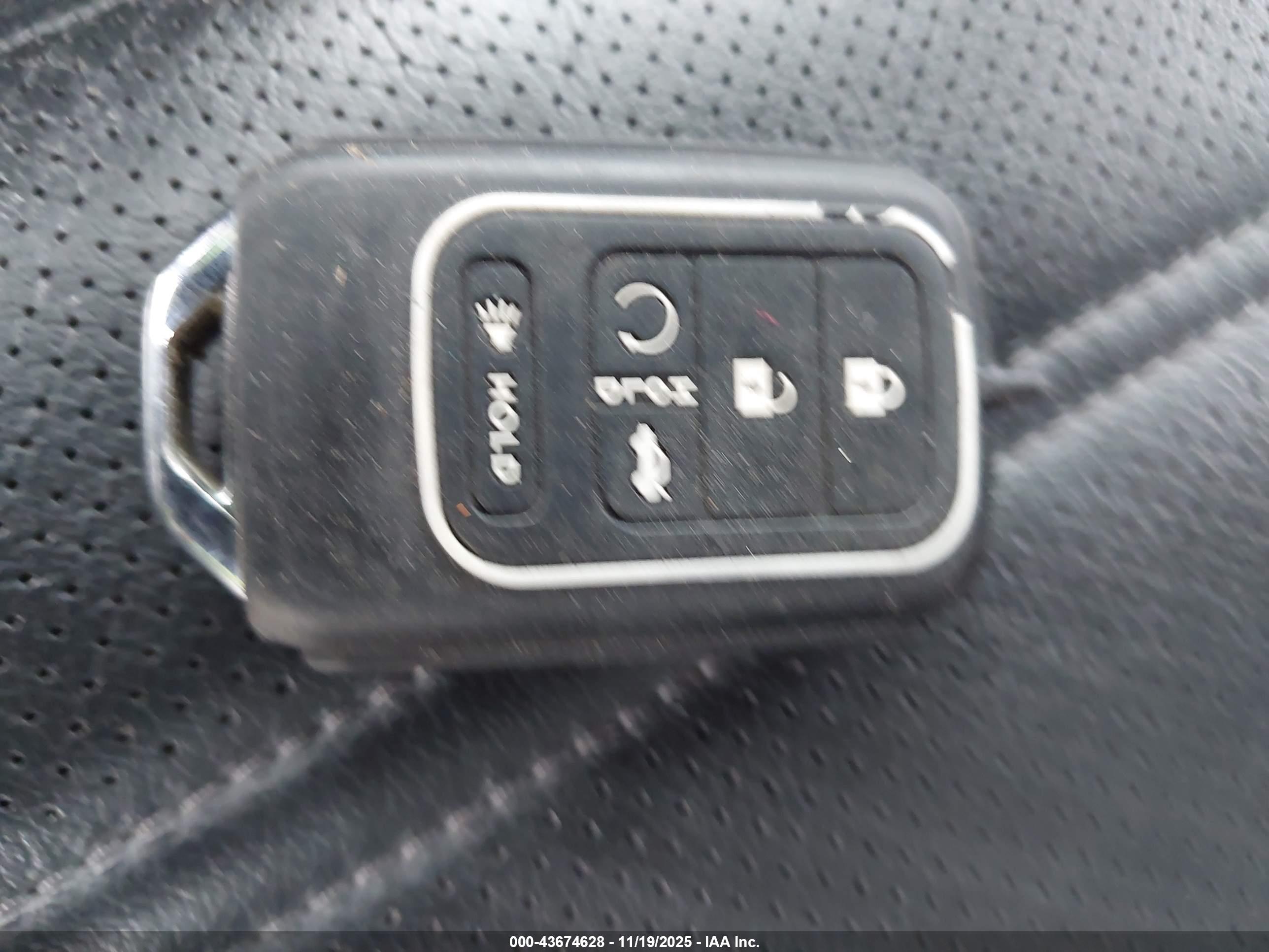 HONDA CR-V image 11