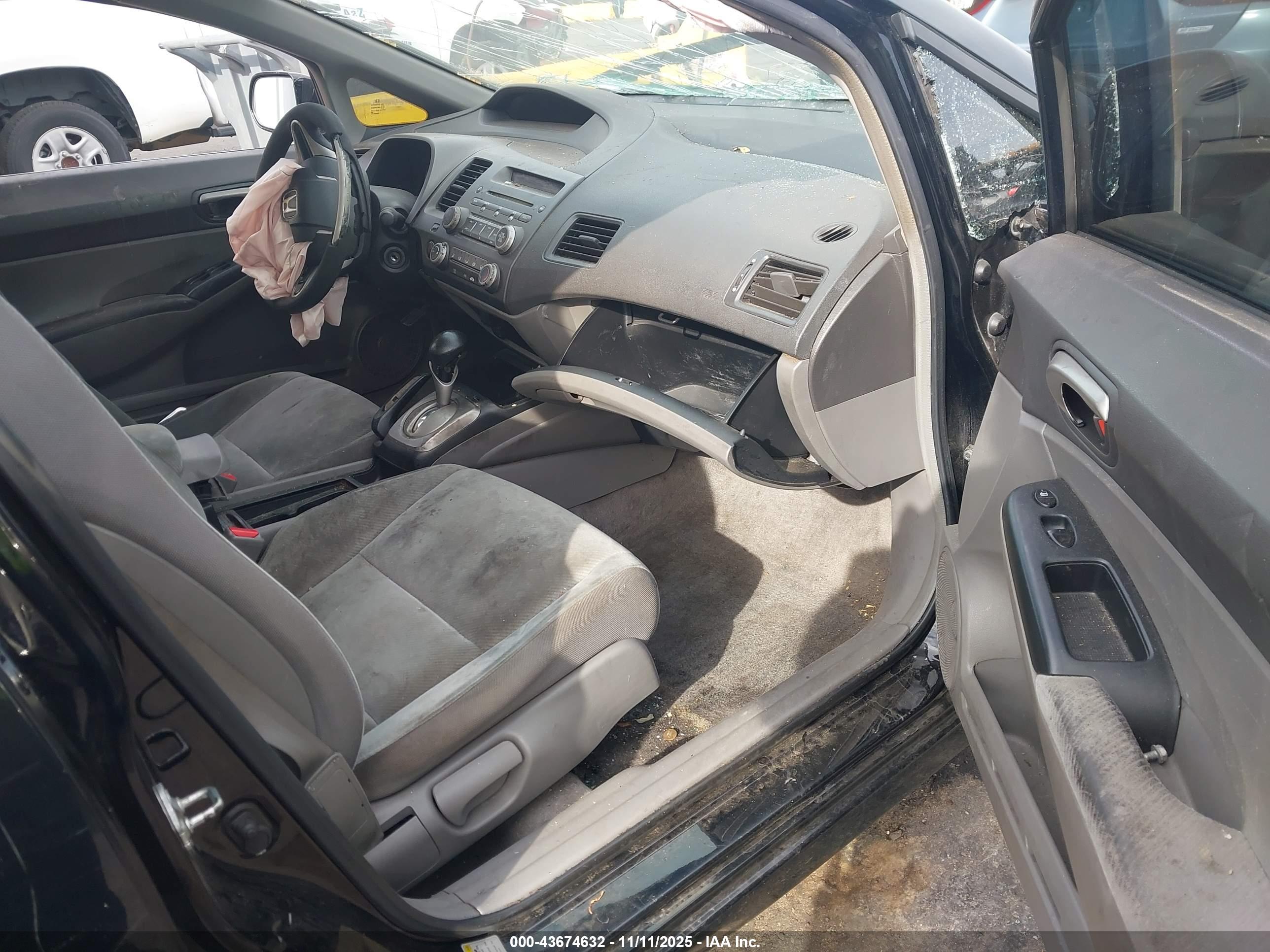 HONDA CIVIC image 5